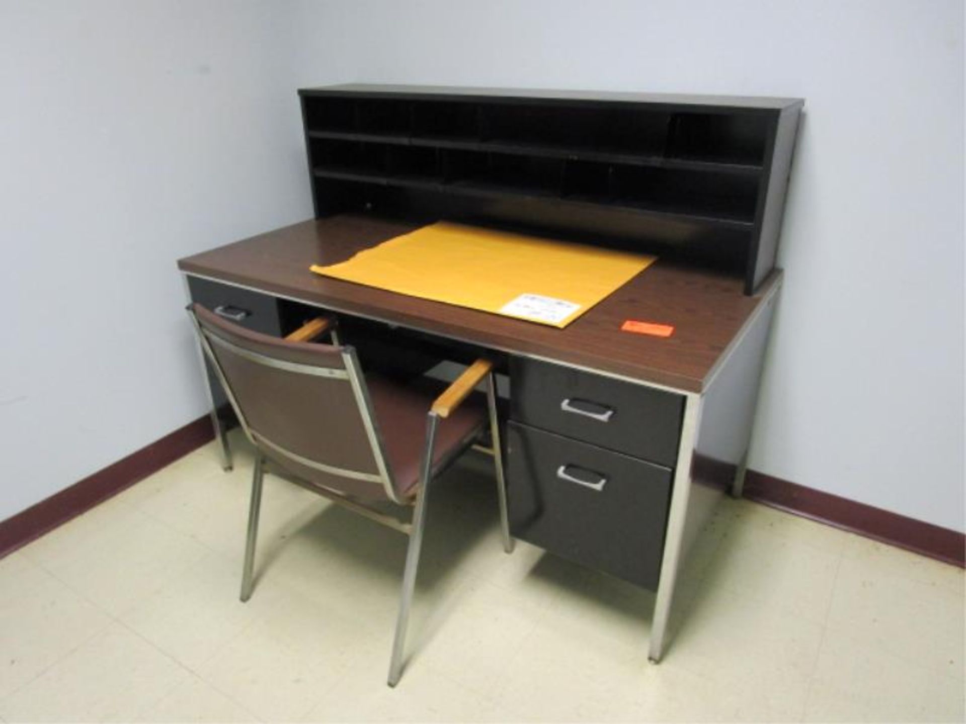 Metal desk with 5 draws & over shelf