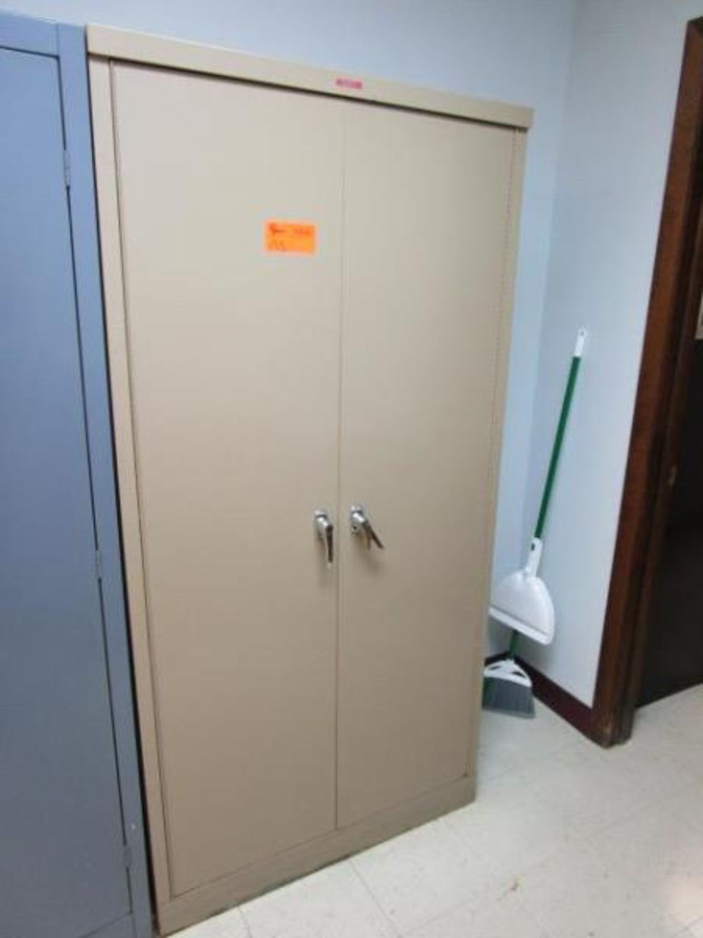 Metal cabinet with 2 doors