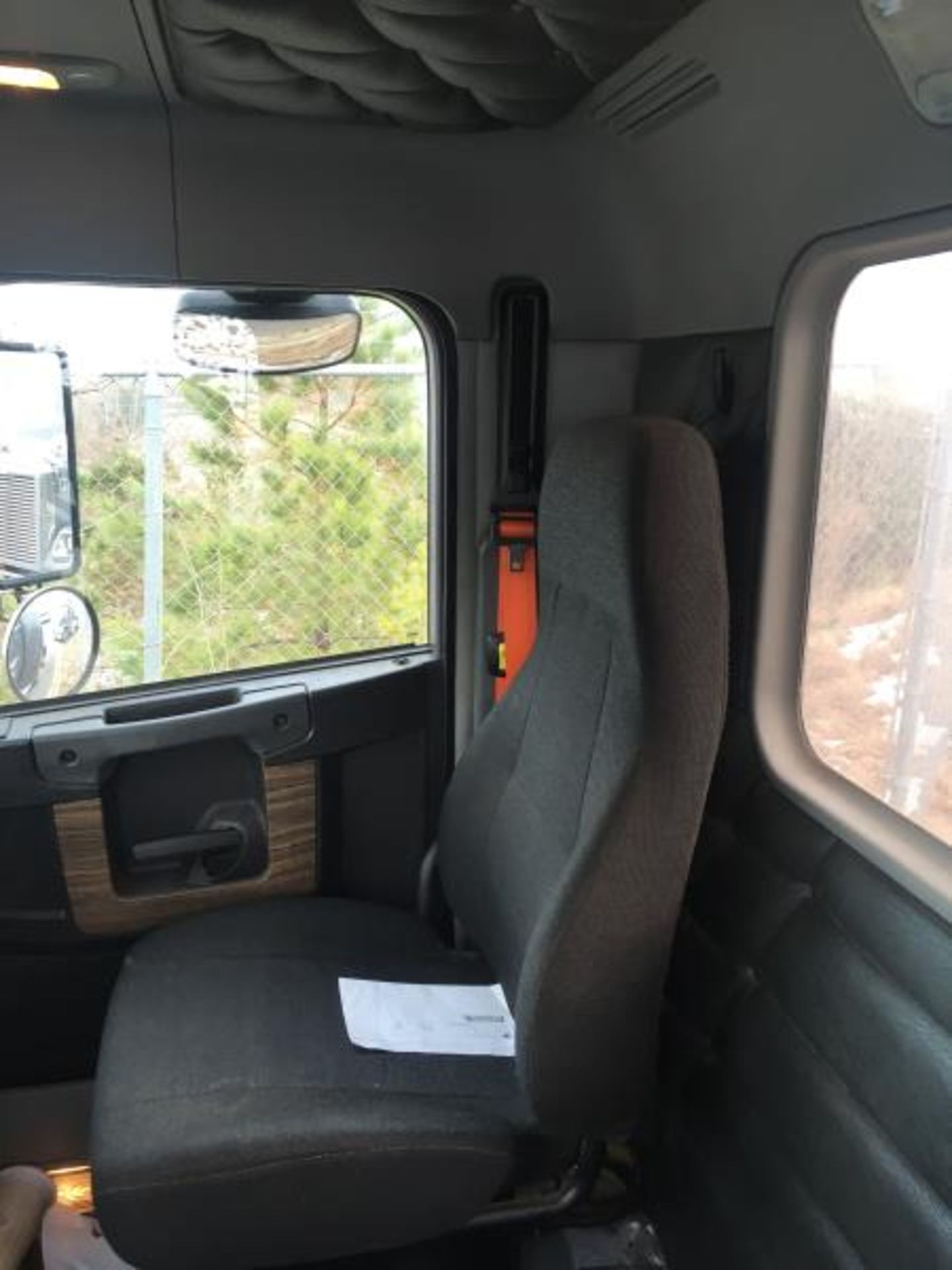 2017 Freightliner 122SD, 167,909 Miles - Image 18 of 28