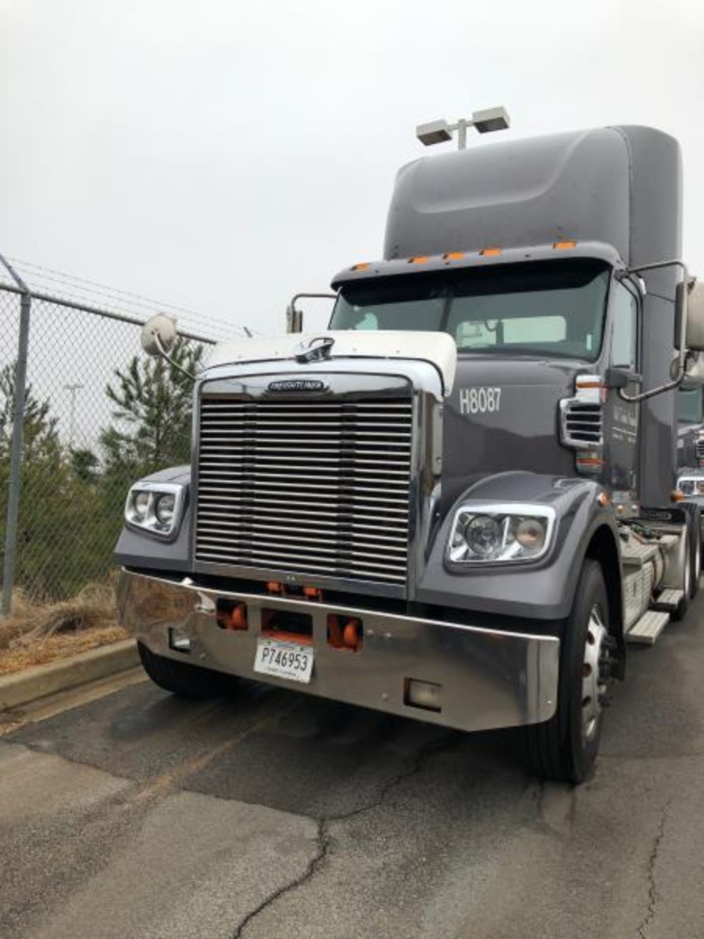 2017 Freightliner 122SD, 167,215 Miles: - Image 28 of 29