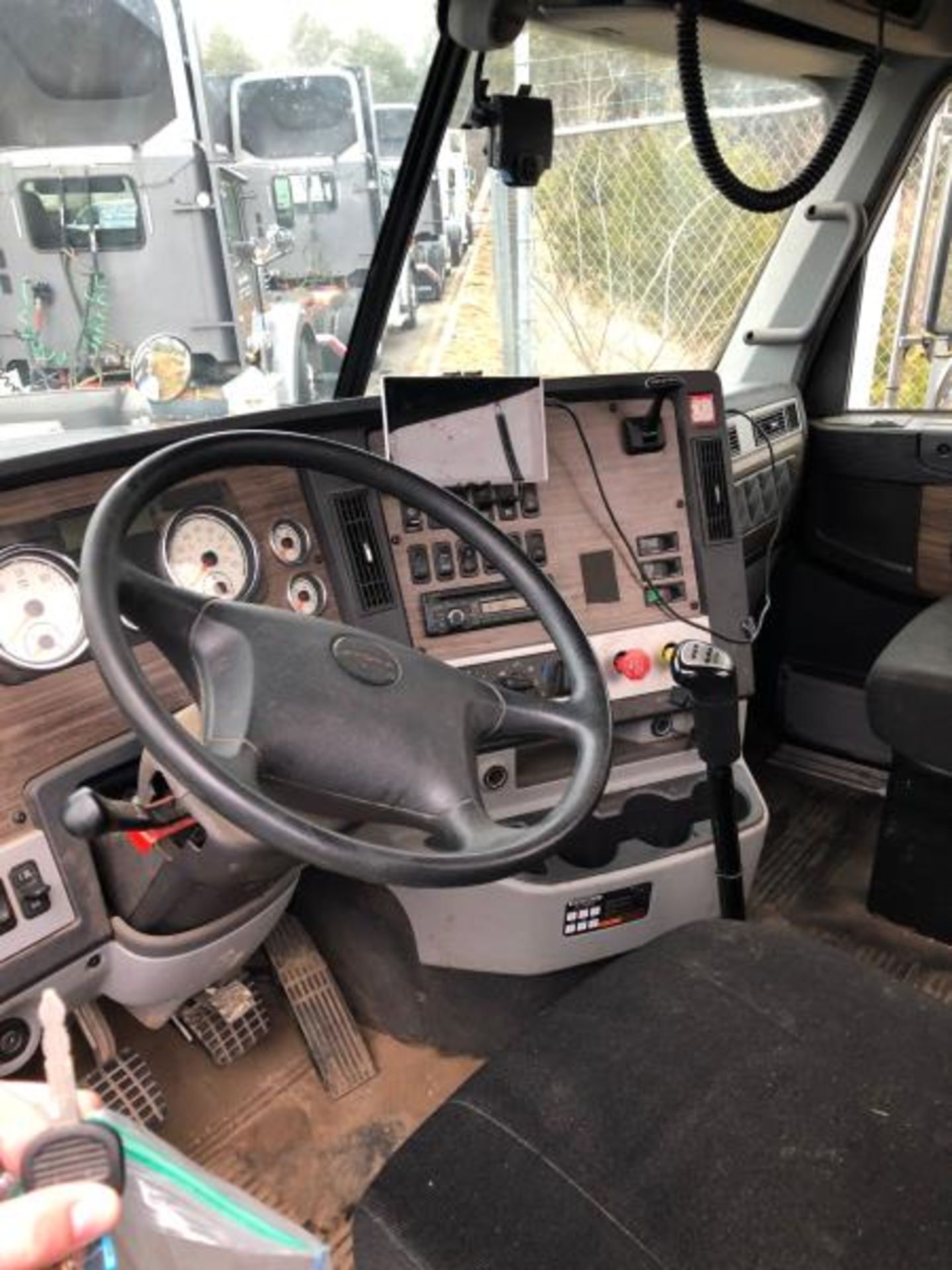2017 Freightliner 122SD, 166,322 Miles - Image 2 of 29