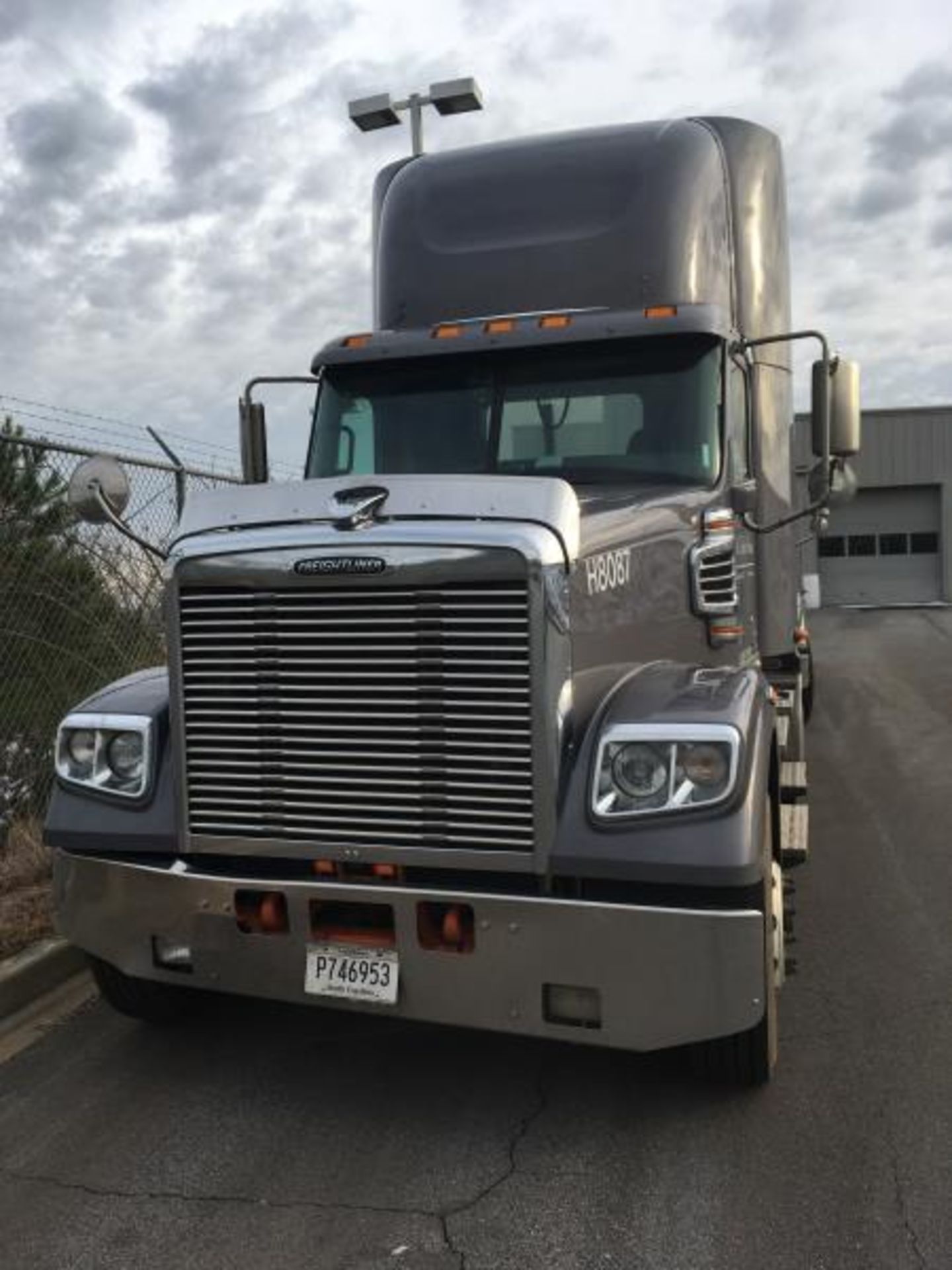 2017 Freightliner 122SD, 167,215 Miles: - Image 17 of 29