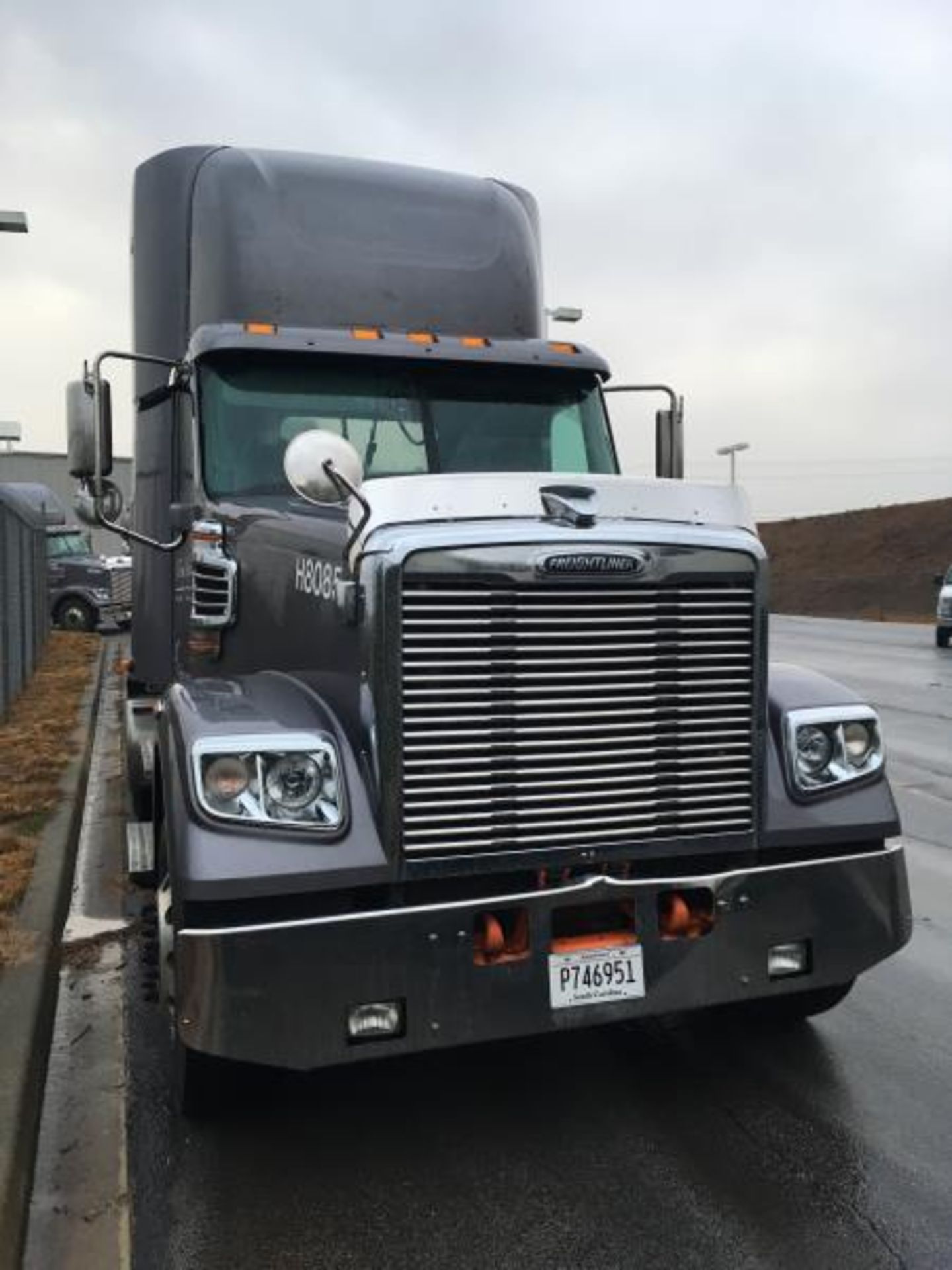 2017 Freightliner 122SD, 197,732 Miles: - Image 16 of 24