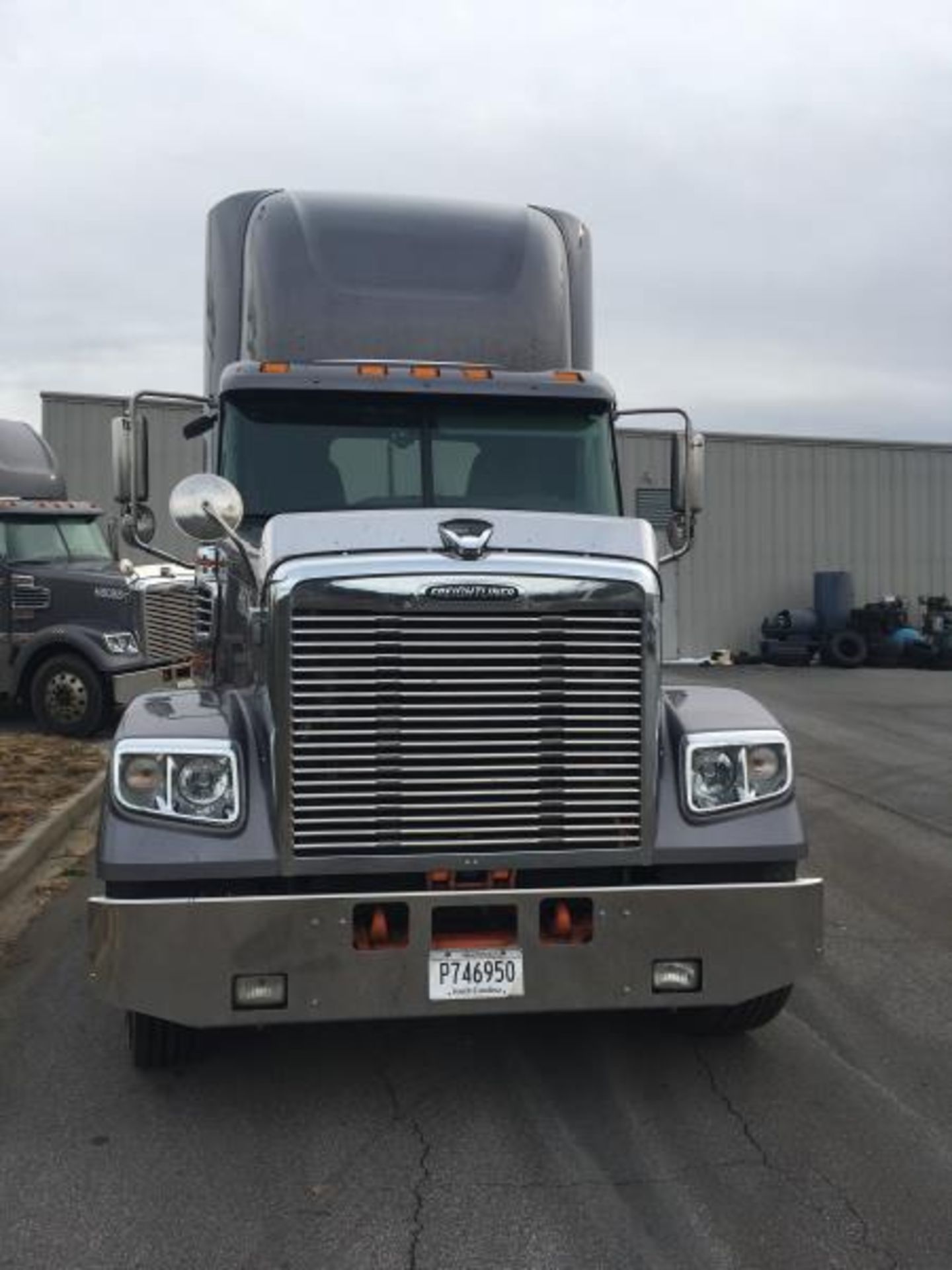 2017 Freightliner 122SD, 167,909 Miles - Image 15 of 28