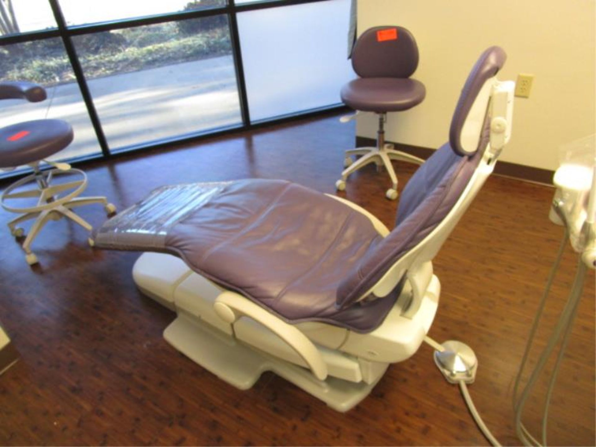 Adec Patient Exam Chair Model:511, S/N:13C77538 - Image 5 of 8