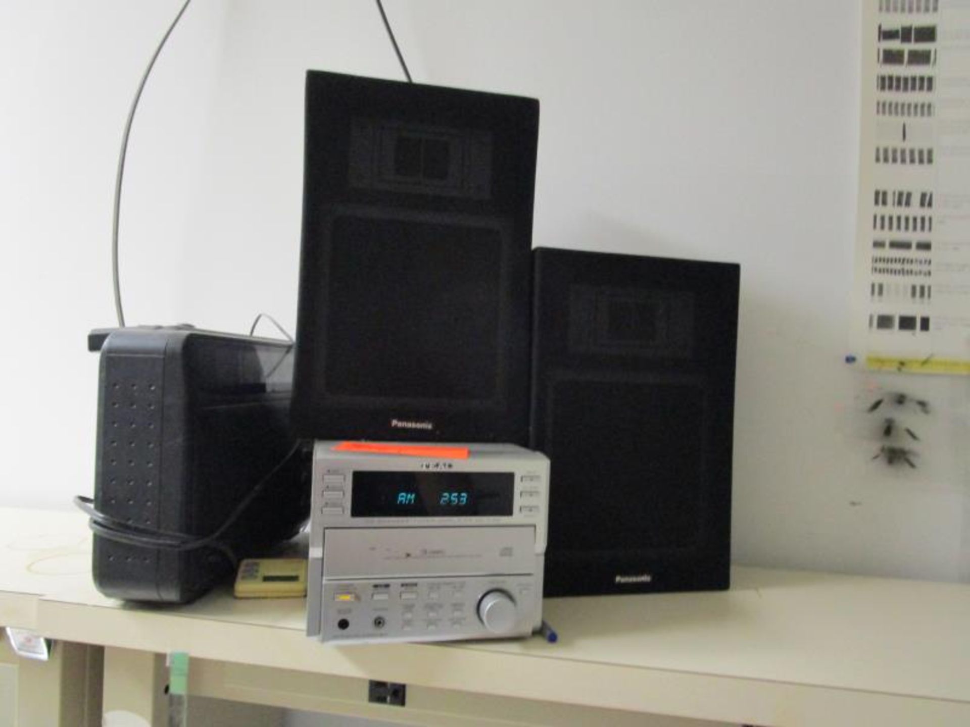 Lot - Teac 3 disc CD Changer/Tuner/Amp MC-D95, powers up, 2 Panasonic Speakers, Optimus Radio