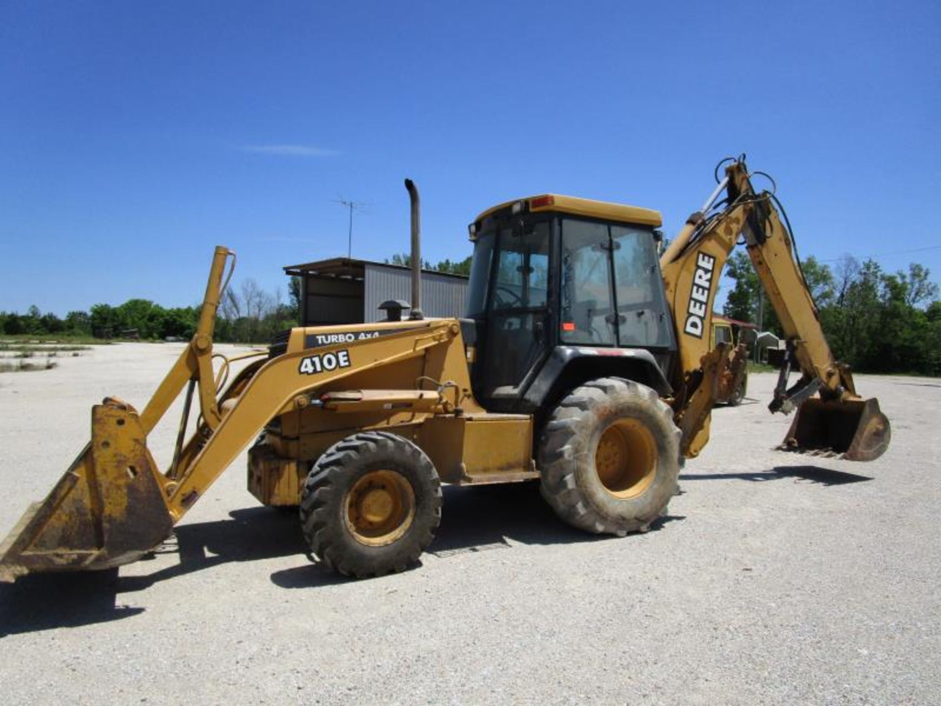 John Deere 410E, Turbo 4x4, 3,644 hours