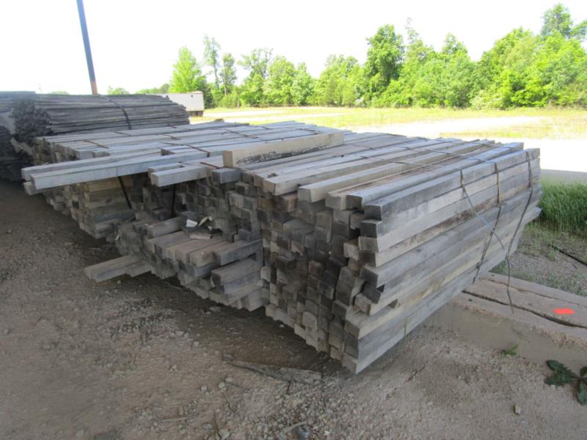 Bundles of 2x4 x6 (3) Pallets