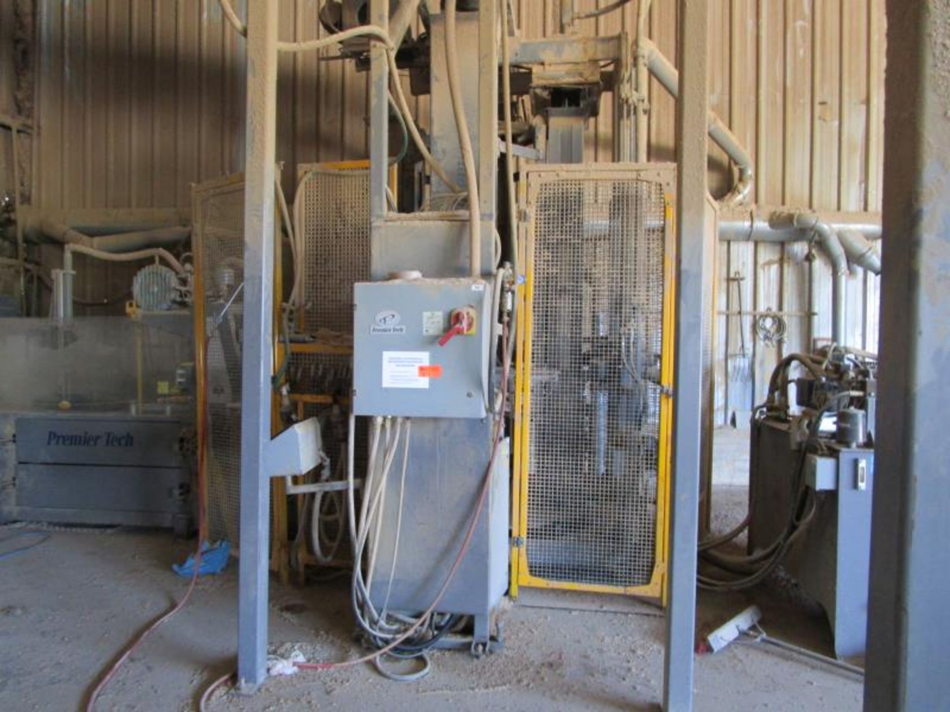 Premier Tech 4 stage Baler with Hopper, decline conveyor - Image 7 of 11