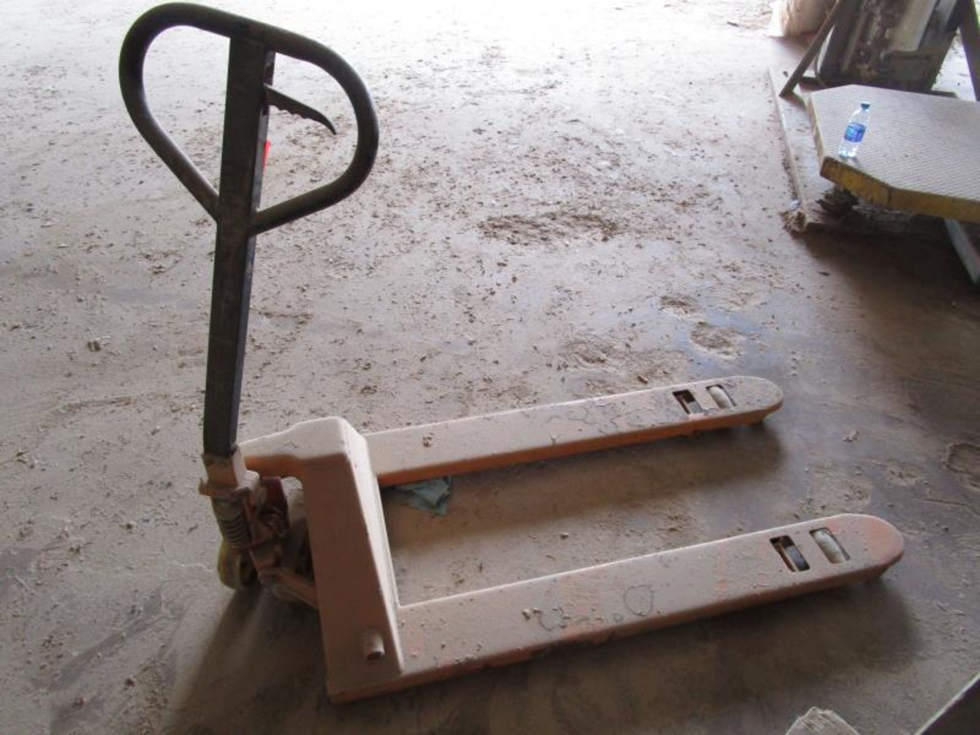 Pallet Jack - Image 2 of 2