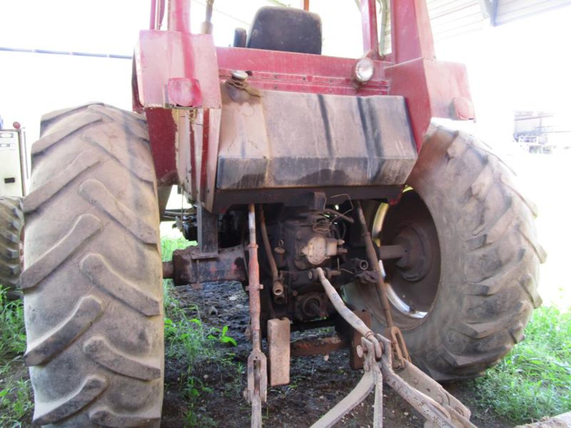 Case 970 Tractor, Running - Image 5 of 9