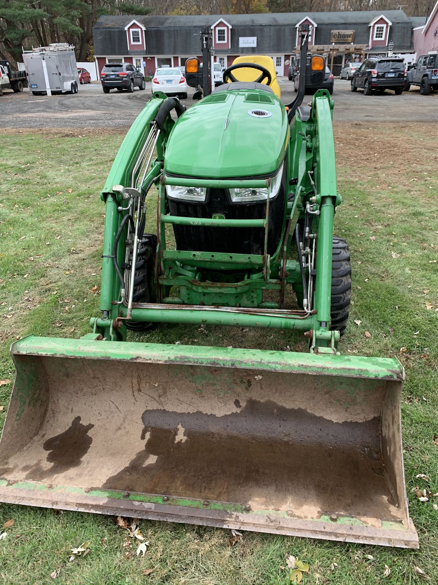 2014 John Deere 3033R Tractor w/ H1G5 Front Bucket, Rear Counter Weight, 309 Hours - Image 6 of 15