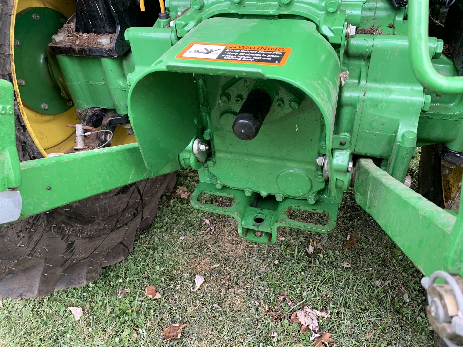 2014 John Deere 3033R Tractor w/ H1G5 Front Bucket, Rear Counter Weight, 309 Hours - Image 10 of 15