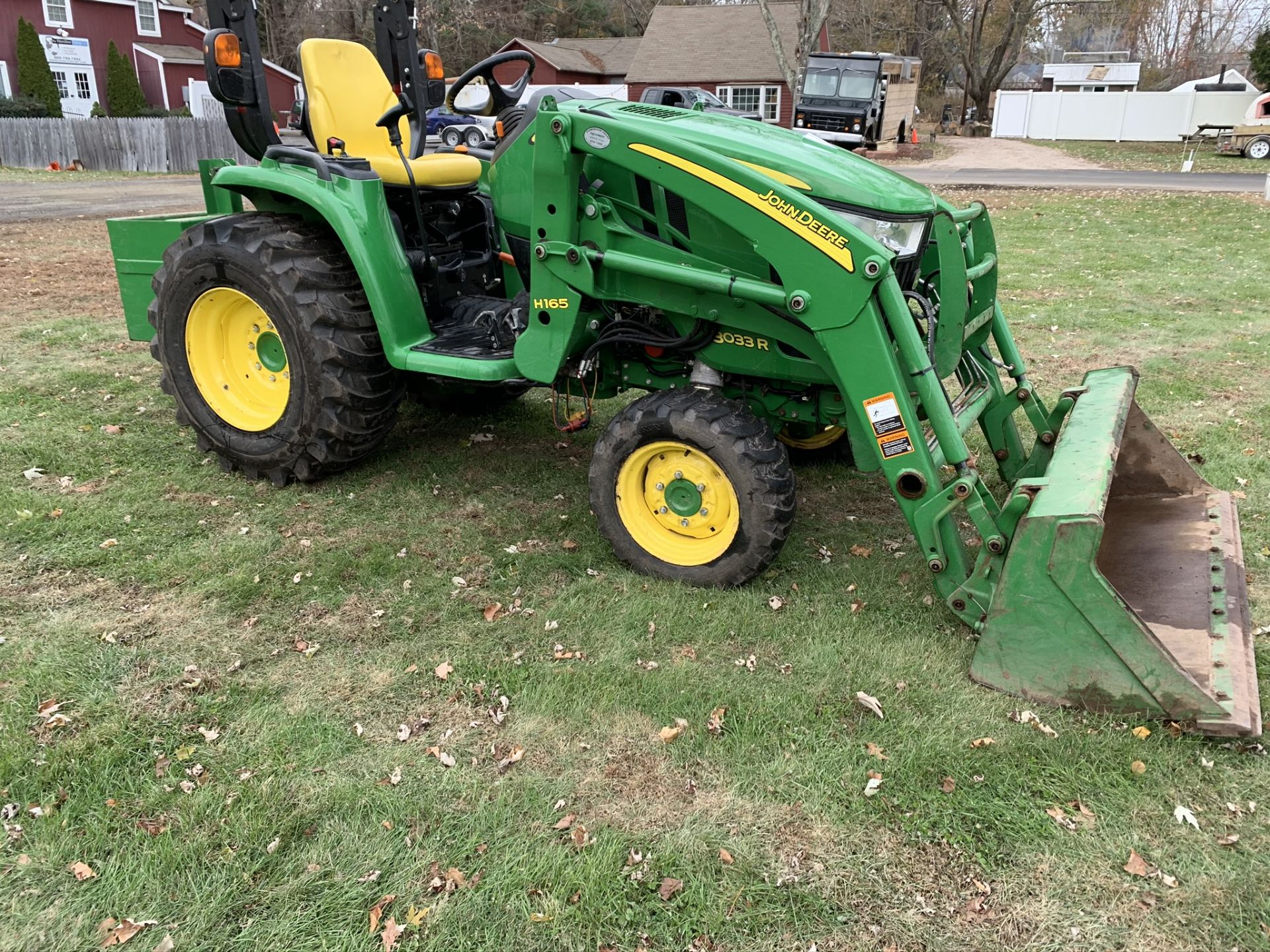 2014 John Deere 3033R Tractor w/ H1G5 Front Bucket, Rear Counter Weight, 309 Hours - Image 7 of 15