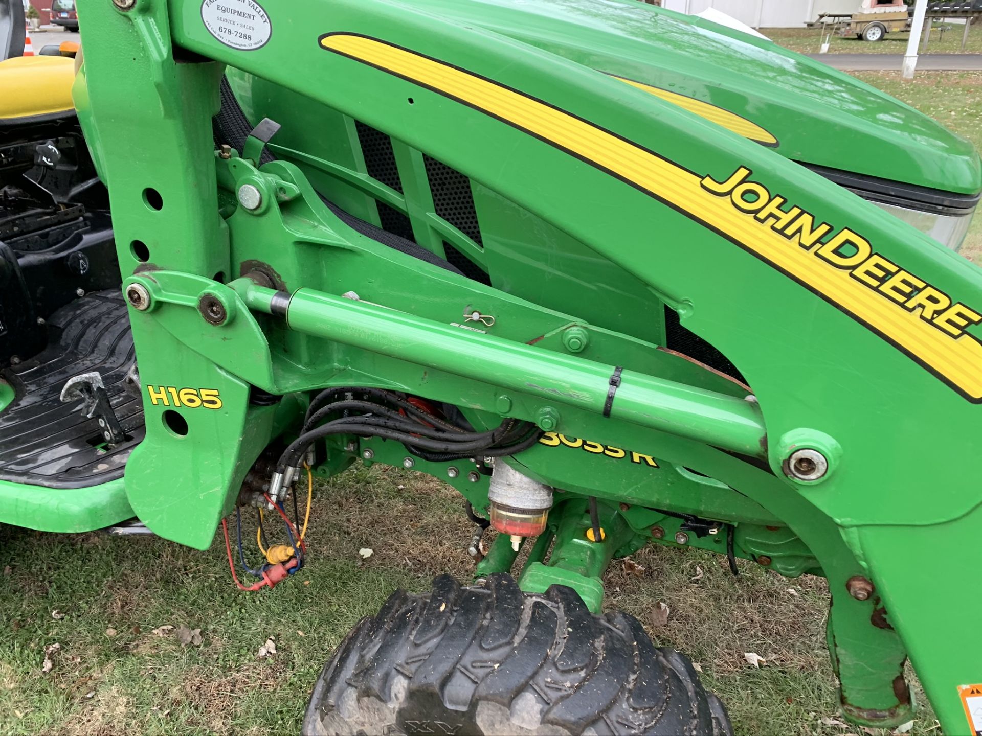 2014 John Deere 3033R Tractor w/ H1G5 Front Bucket, Rear Counter Weight, 309 Hours - Image 8 of 15