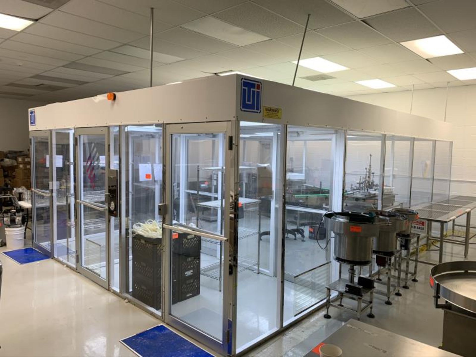 Terra Universal Critical Environment Solutions Modular Clean Room w/ 3 Entry Doors, Approx. 16' x - Image 2 of 14