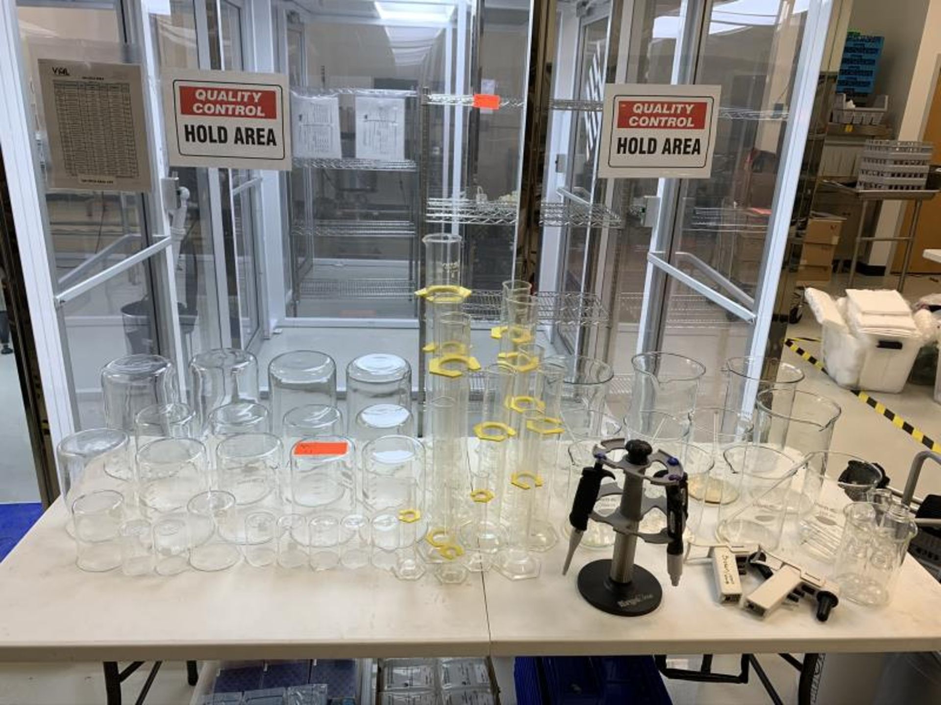 Lot of Laboratory Glassware