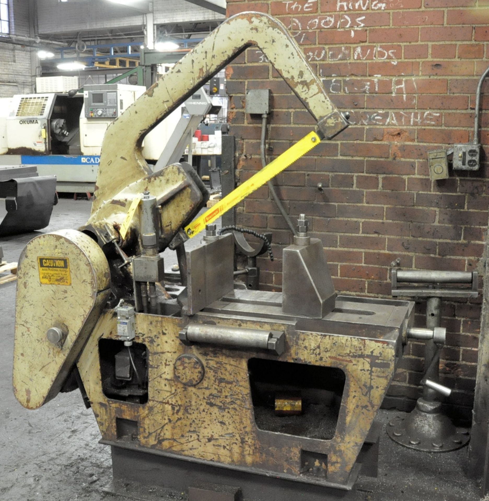 Peerless 20" Steel Cutting Power Hack Saw Machine, s/n Unknown, with Roller Feed Stock Stand