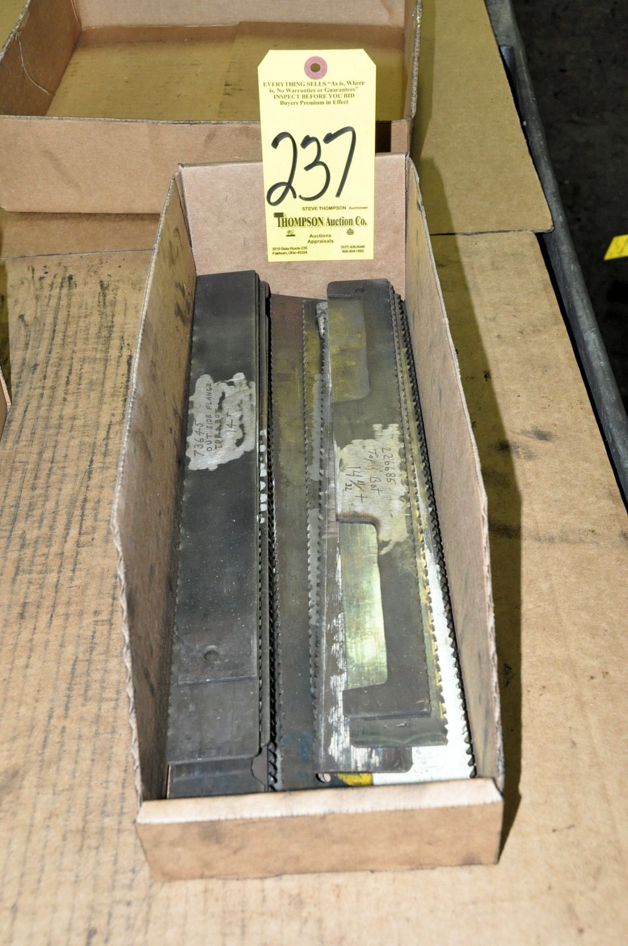 Lot-Hack Saw Blades in (1) Box