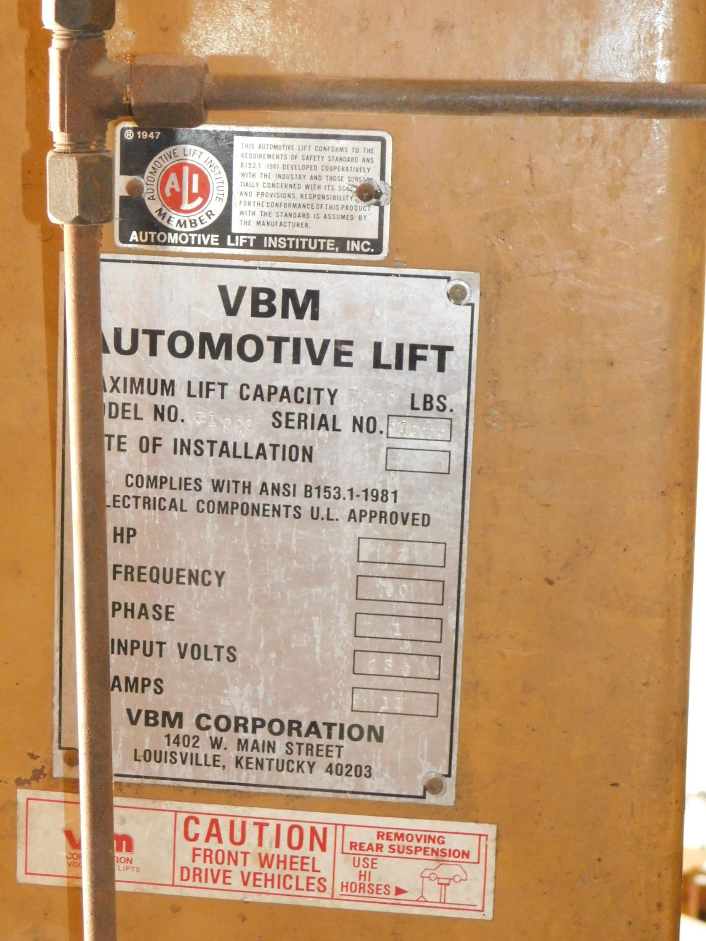 VBM Corp. Model 31000 " Challenger Spirit 2 " 2 post car lift, 7000 lb. capacity, 2 hp., 1 phase, - Image 4 of 10