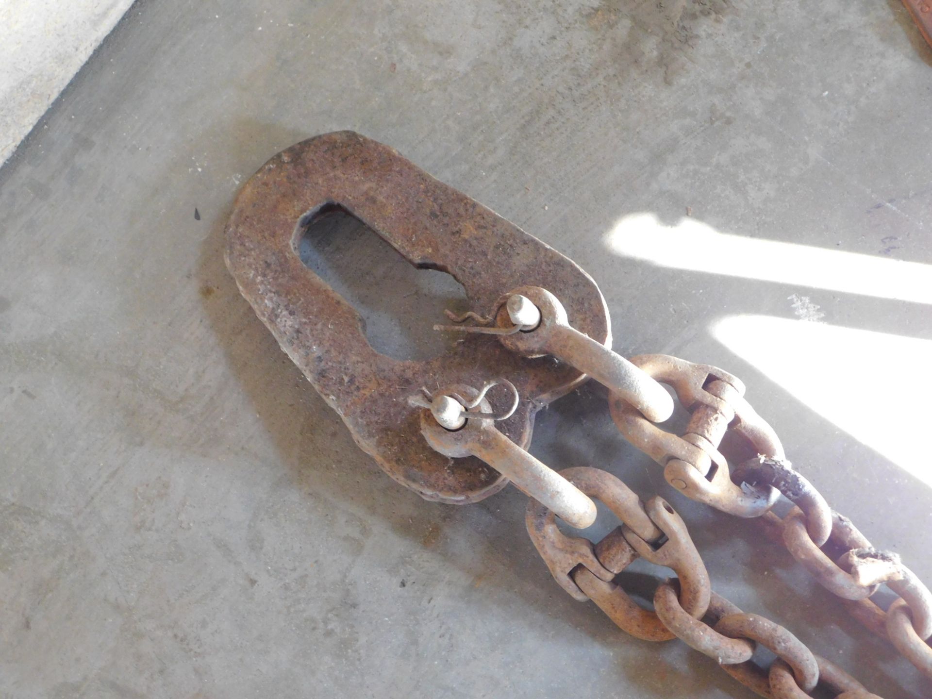 Lifting Chain, 2 Ring, 6 ft. Long, 5/8 inch link - Image 2 of 2