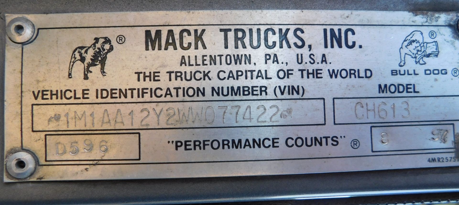 1998 Mack Model CH613 Maxi Cruise Tandem Axle Semi Tractor, Day Cab, Diesel, Maxi-Torque 9-speed - Image 19 of 19