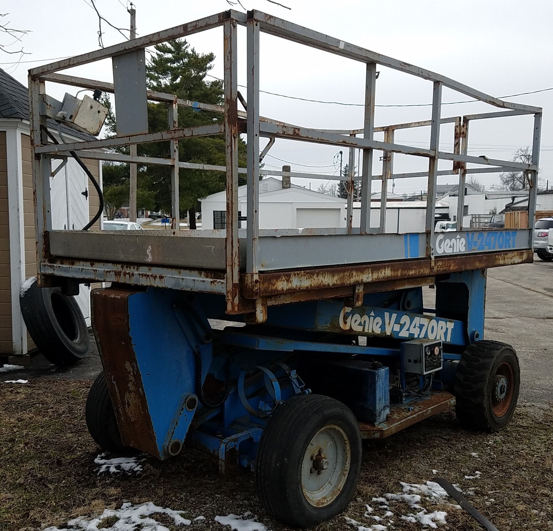 Genie Gas Powered 24 Ft. Scissor Lift Model V2470/GP, New Motor (Steering Needs Repair) - Image 4 of 7