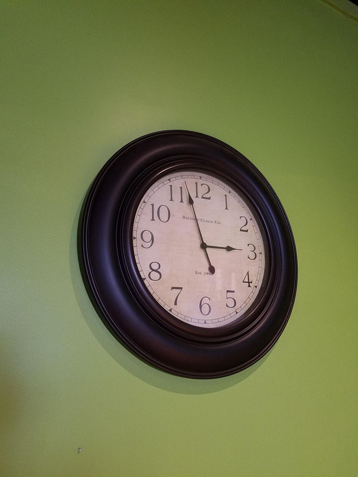 Wall Clock, Appx 24" Diameter