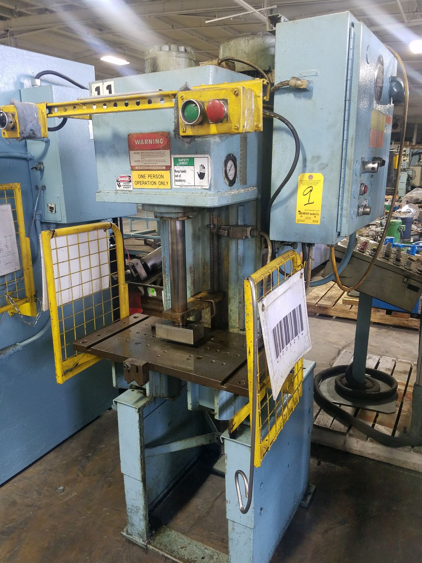 Abex Dennison C-Frame Hydraulic Shop Press, Estimated 6 Ton, s/n 27713, Loading Fee $100.00