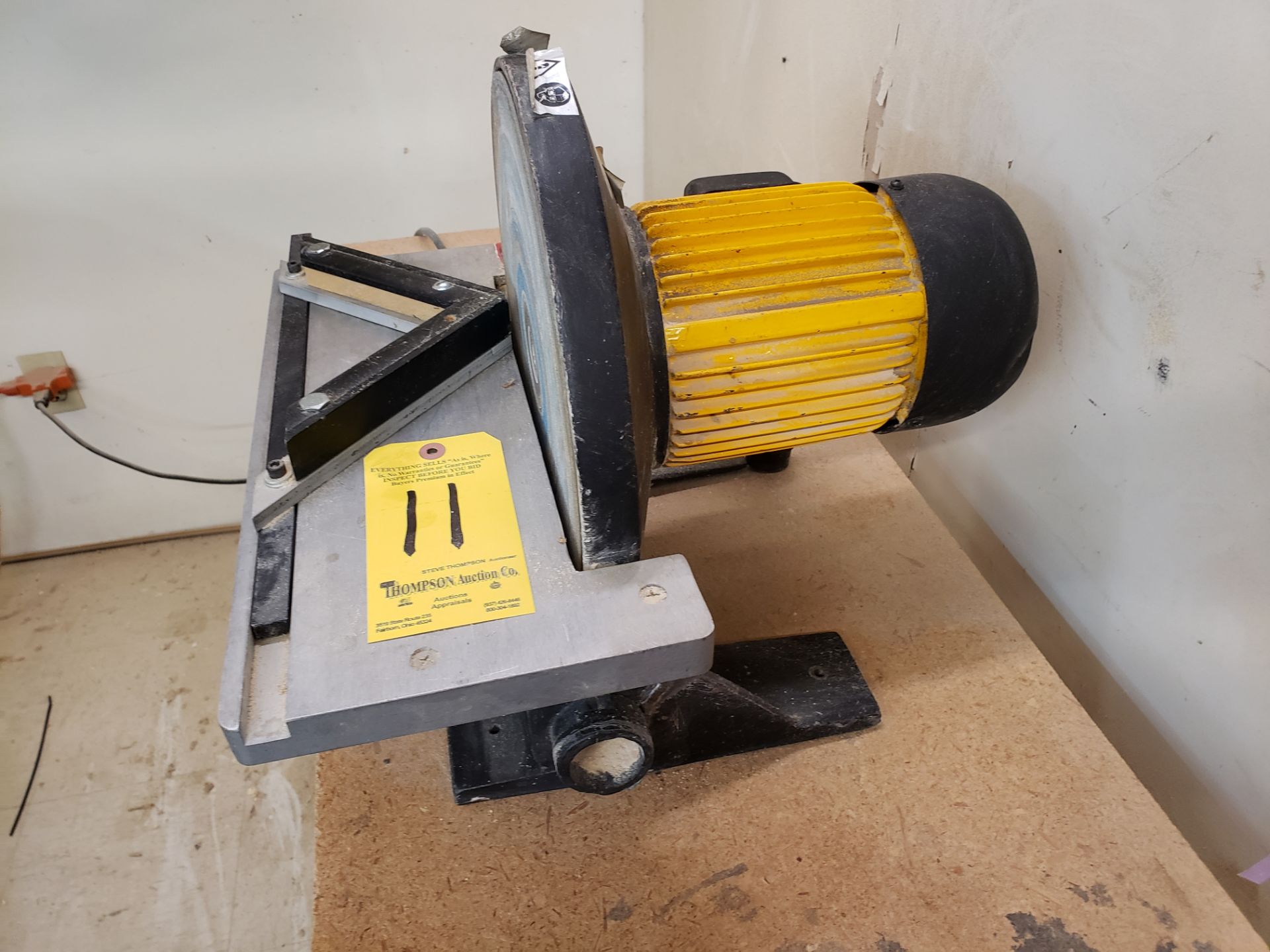 Dewalt 12" Disc Sander - Image 2 of 3