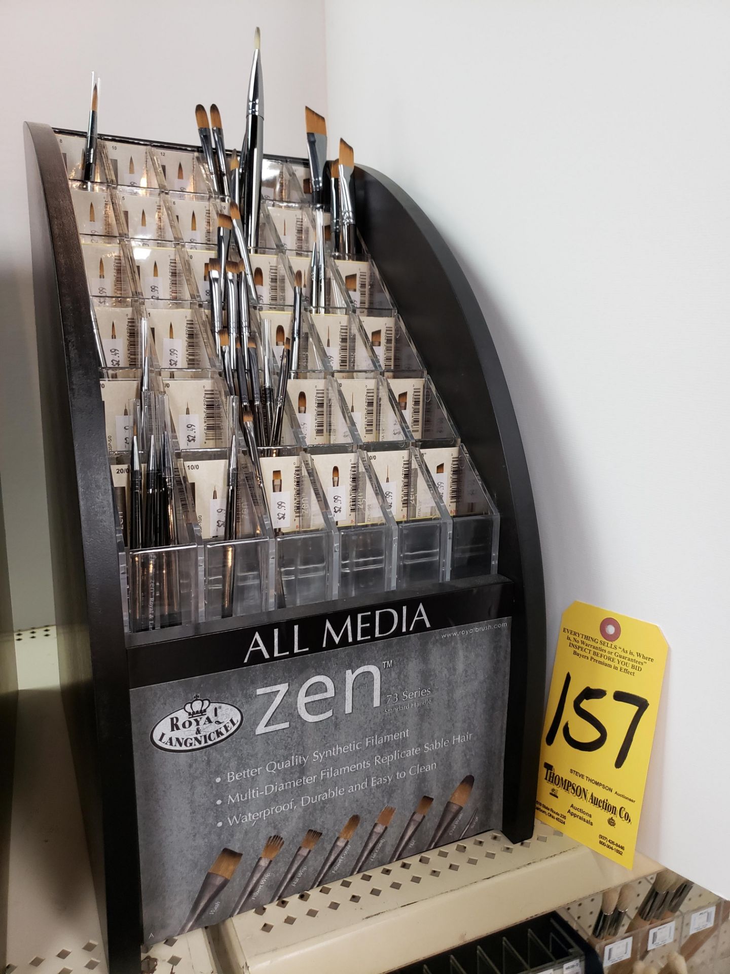 Royal & Langnickle Zen 73 Series All Media Brush Assortment & Display