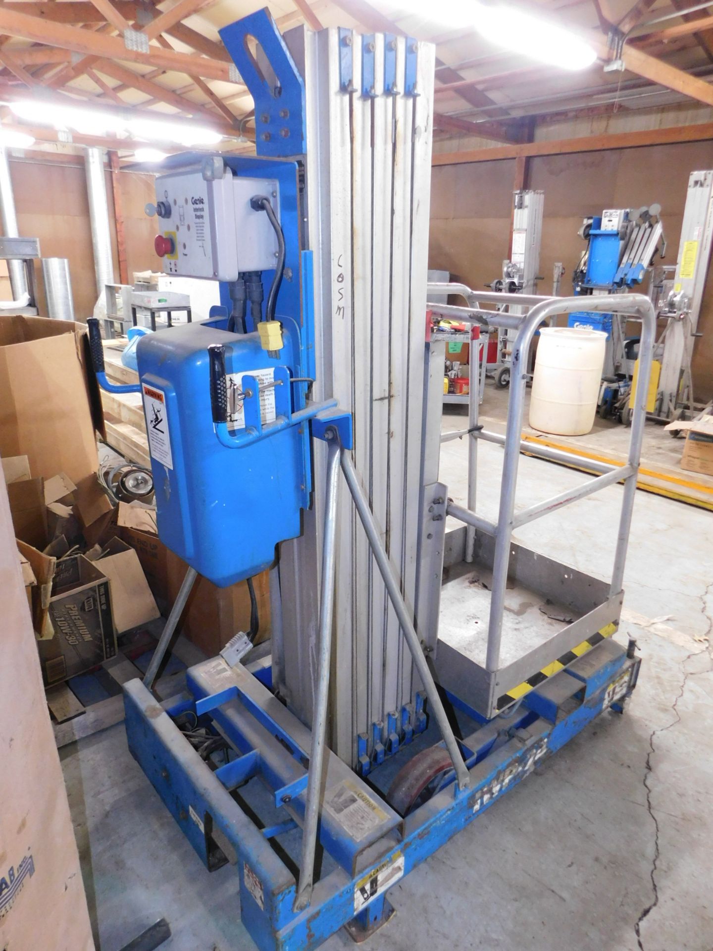 Genie Model IWP-24 Electric Manlift, s/n 4095-2714, 24 Ft. Max. Height, 350 Lb. Capacity - Image 3 of 10