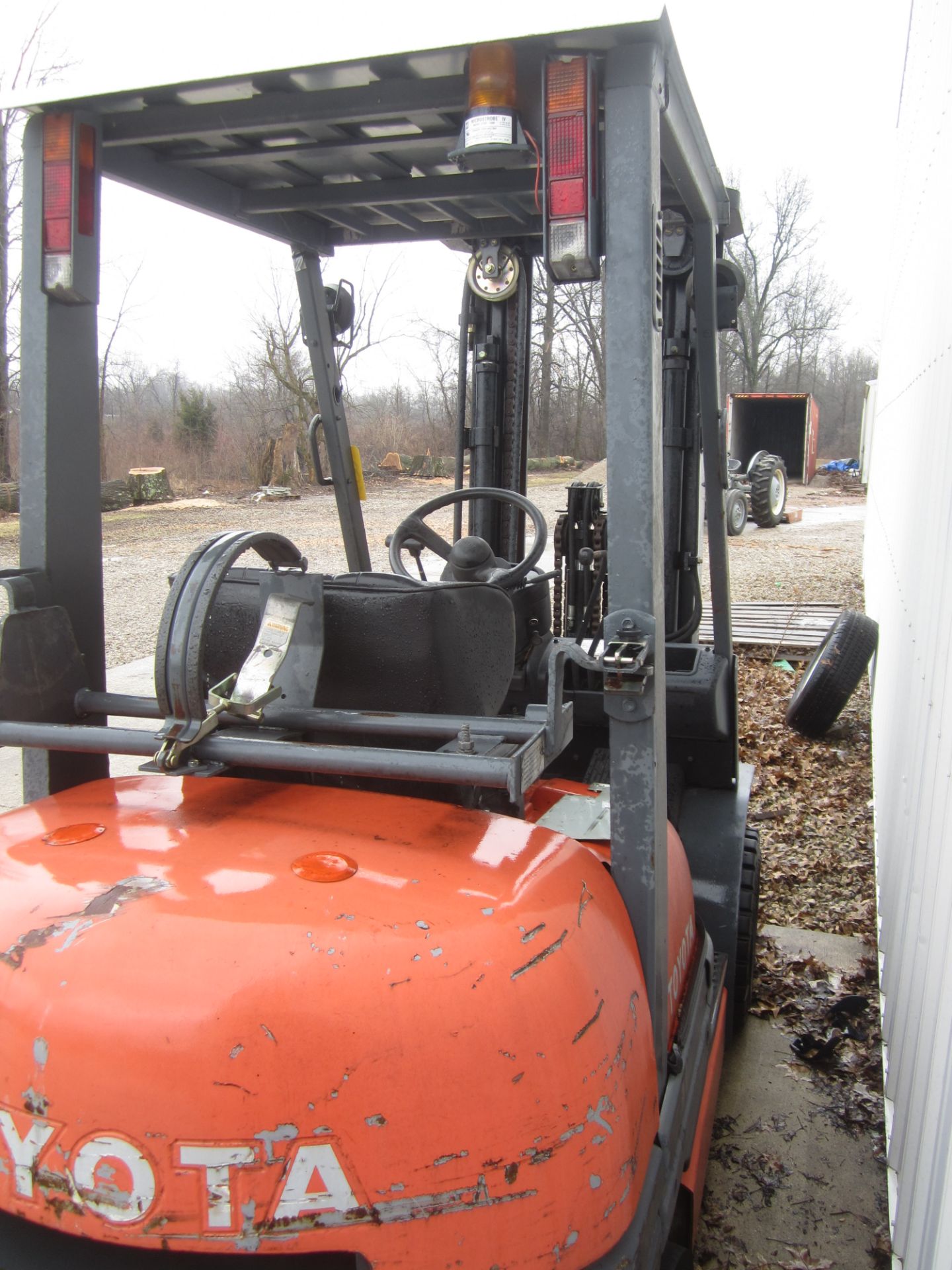 Toyota Model 42-6FGCU30 Fork Lift, s/n 61221, 5,800 Lb. Capacity, LP, Hard Tire, 3-Stage Mast, - Image 3 of 10