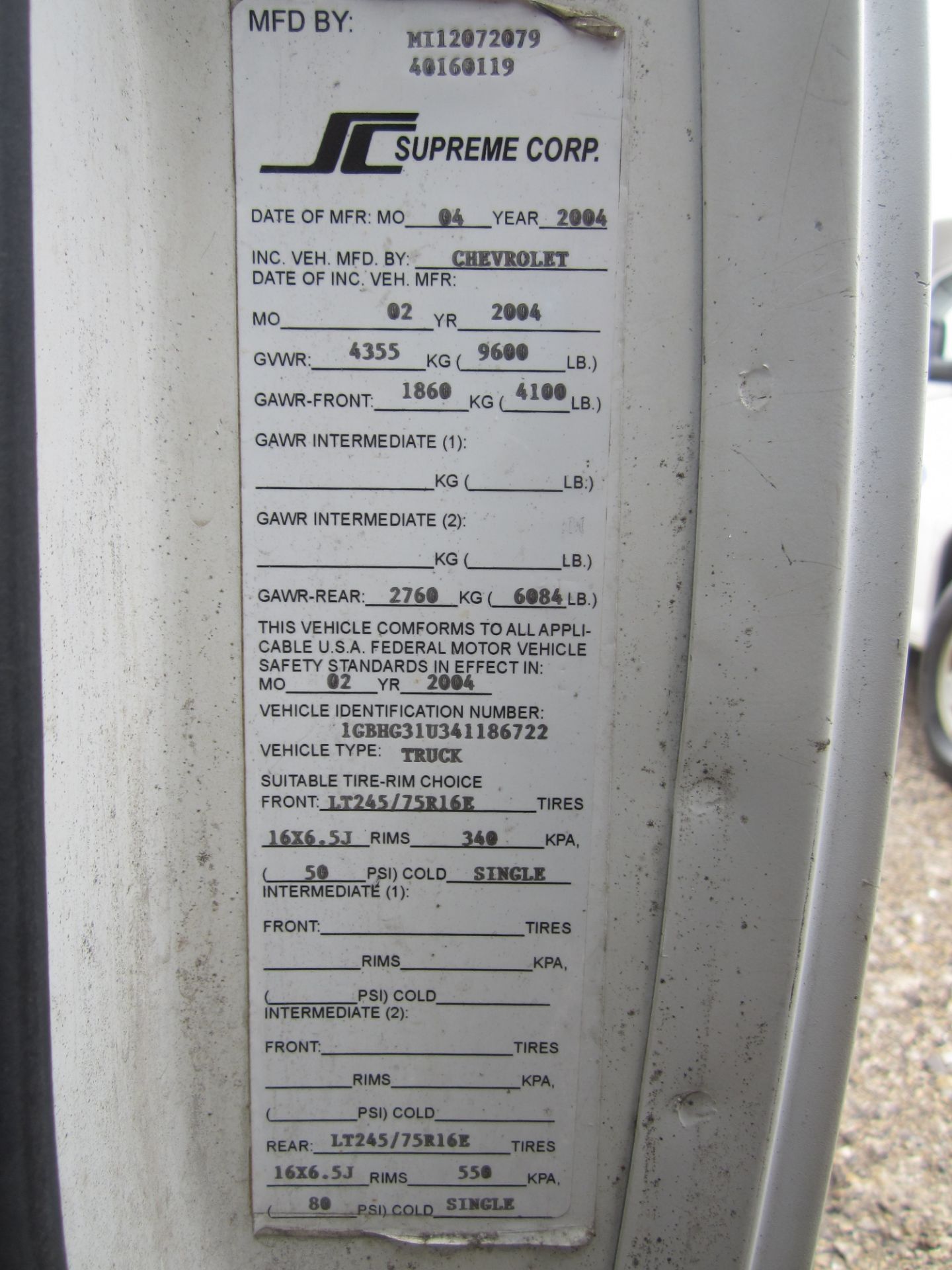 2004 Chevrolet 3500 Utility Van, VIN 1GBHG31U341186722, 12 Ft. Box, Automatic, AM/FM, AC, 241,478 - Image 17 of 17