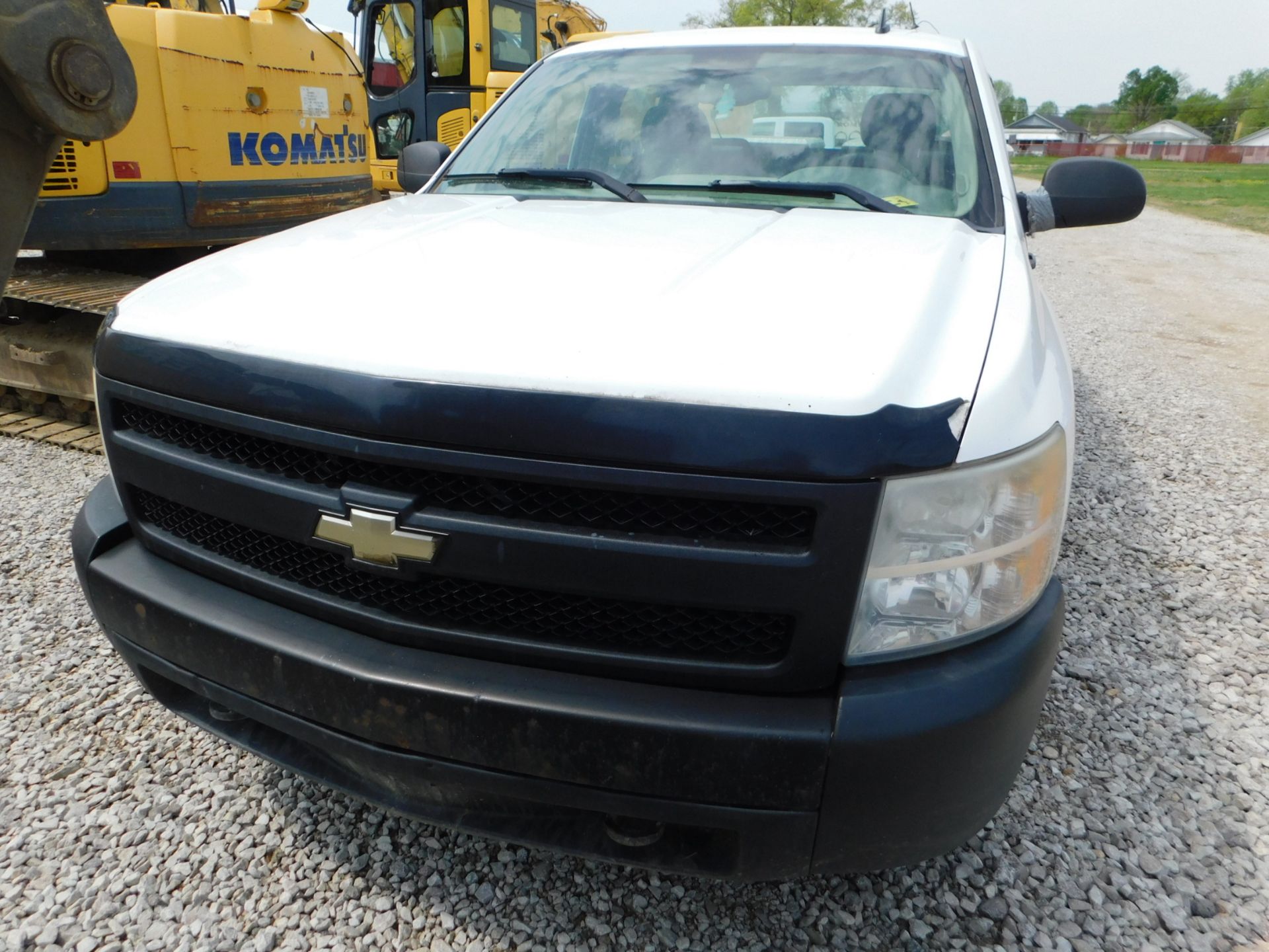 2007 Chevy Silverado 4 dr. pick-up truck, Auto Trans. , Air, am/fm, 4 Wheel Drive, 297,470 miles - Image 2 of 31