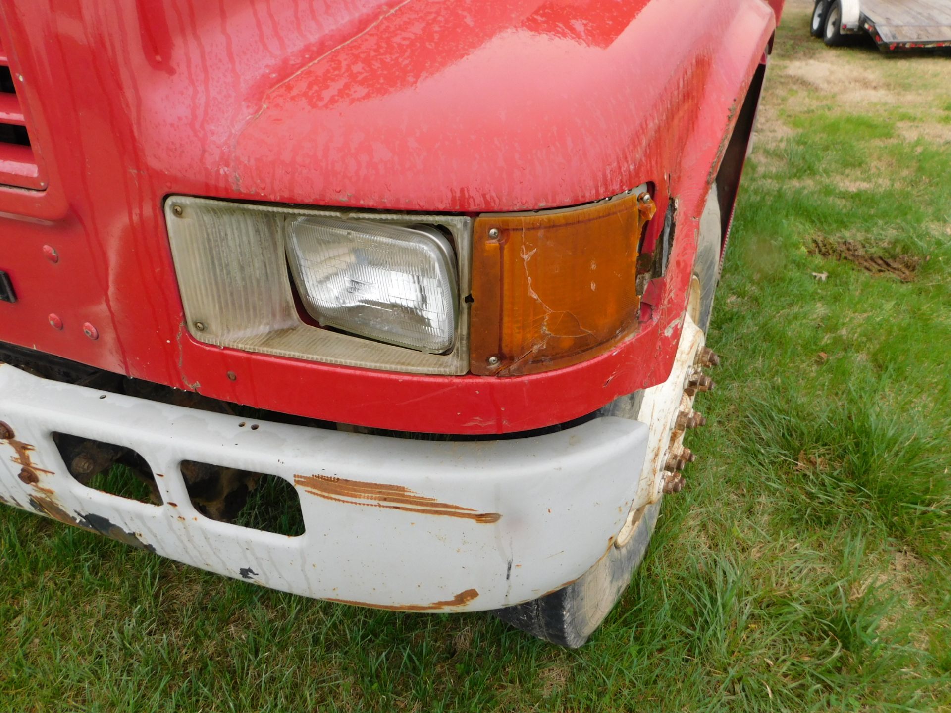 1999 International 4700/DT466E Single Axle Dump Truck, VIN 1HTSCAAN0XH225775, Diesel, Spicer 10- - Image 12 of 31