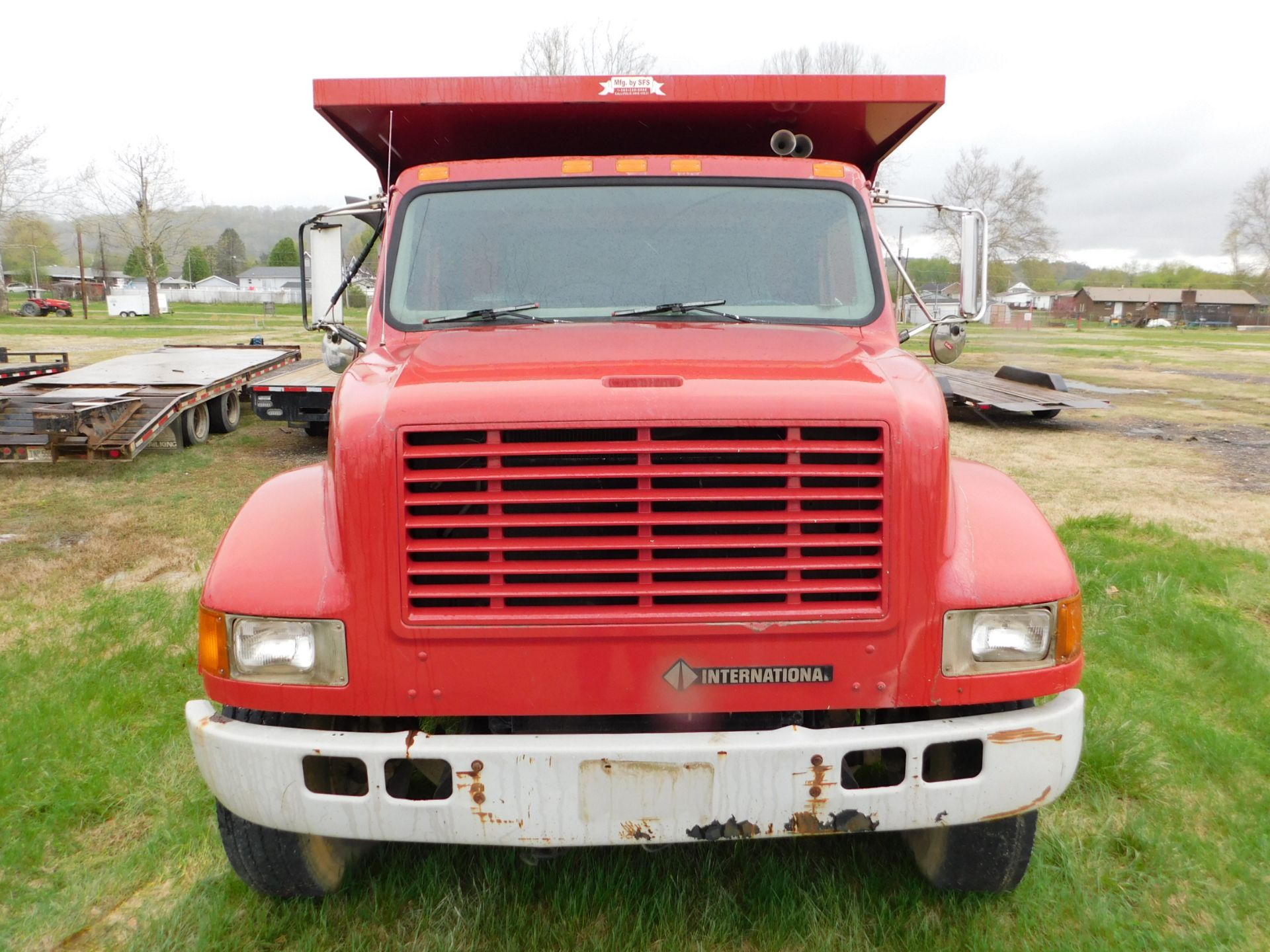 1999 International 4700/DT466E Single Axle Dump Truck, VIN 1HTSCAAN0XH225775, Diesel, Spicer 10- - Image 2 of 31