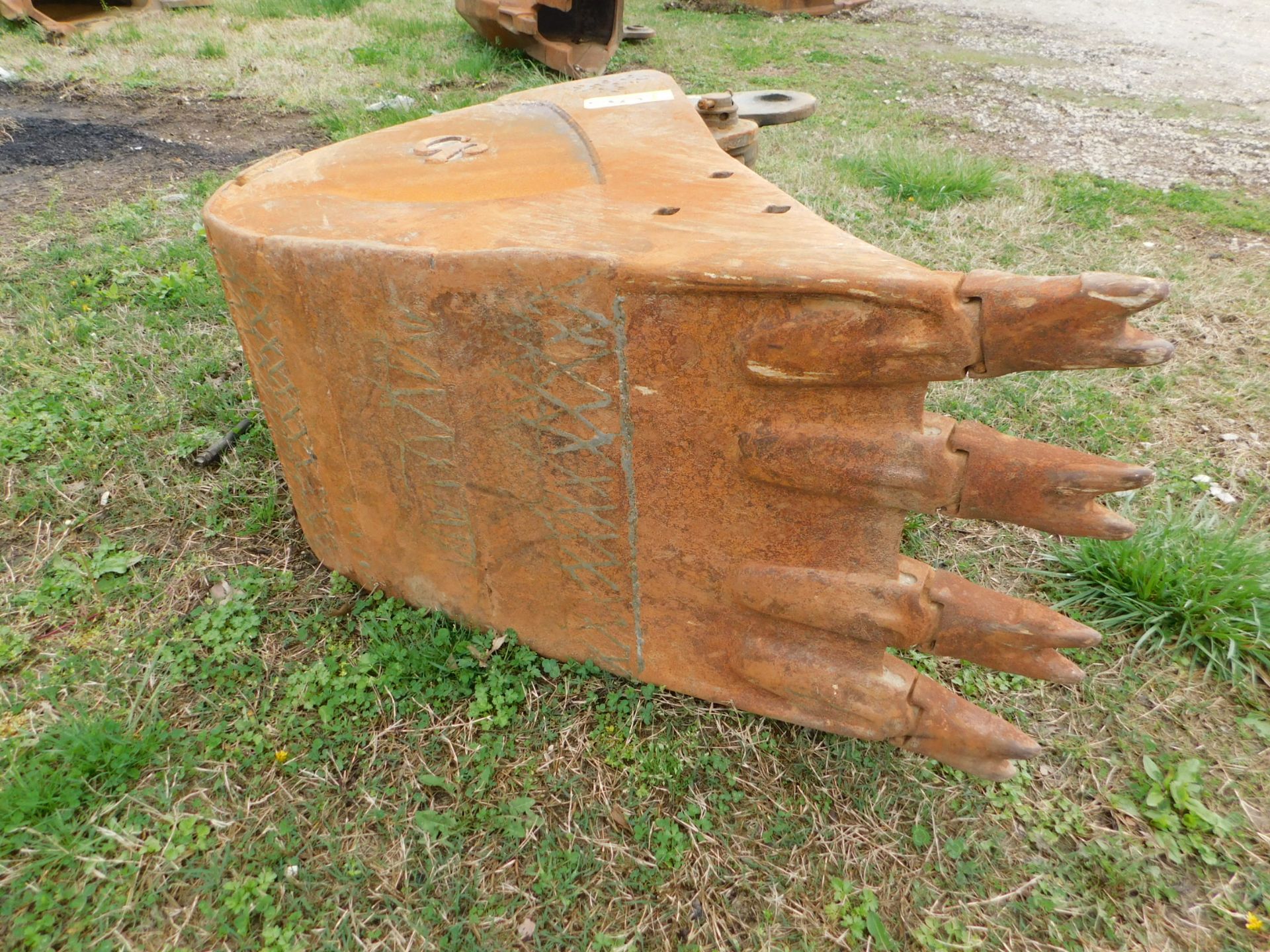 GP 24" Excavator Tooth Bucket - Image 3 of 8