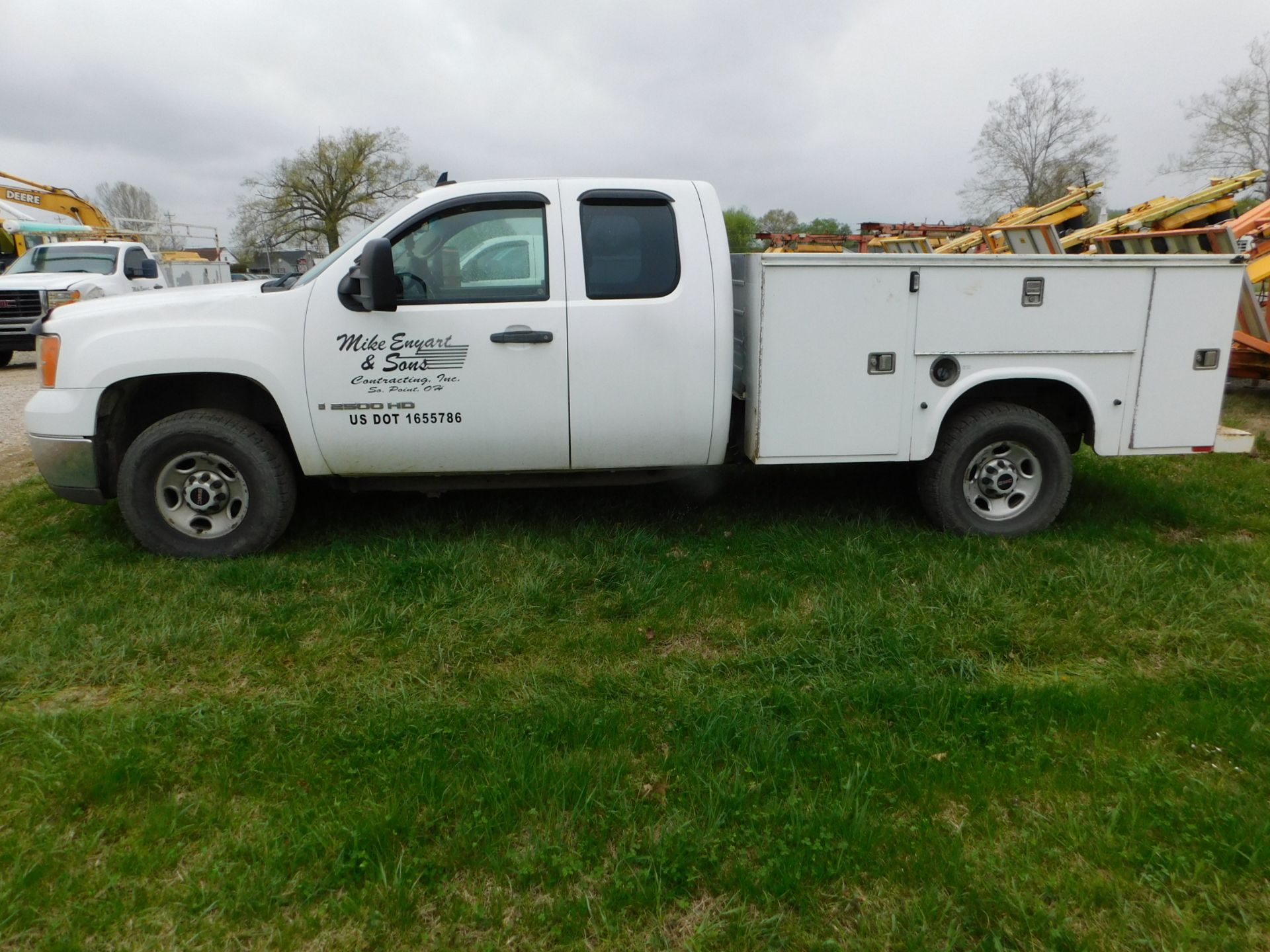 2008 GMC 2500HD Service Truck, VIN 1GTHK29K18E112995, Extended Cab, Automatic, 4 WD, AC, AM/FM, 6.0L - Image 9 of 22