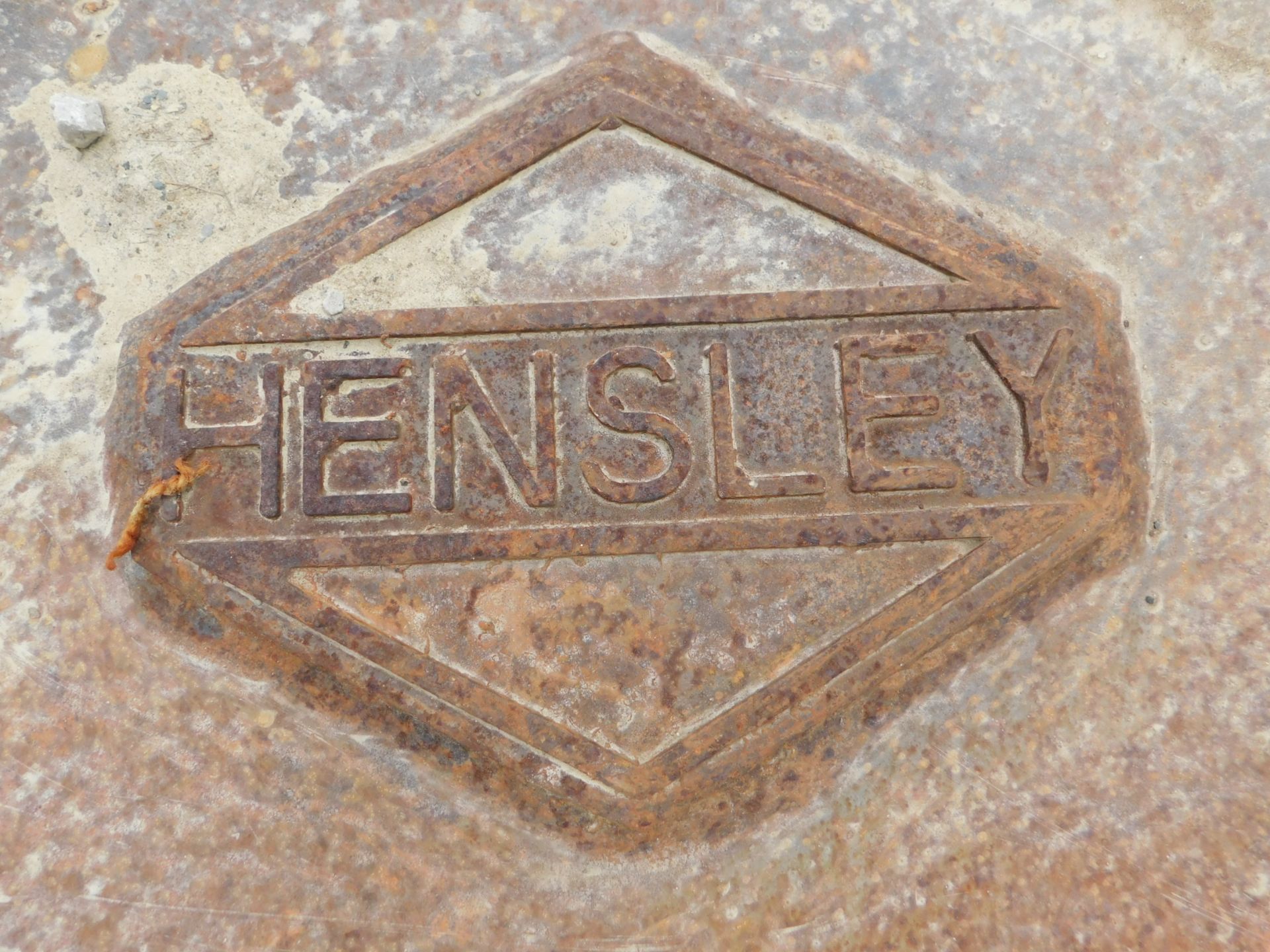 Hensley 24" V-Bottom Excavator Bucket - Image 7 of 7