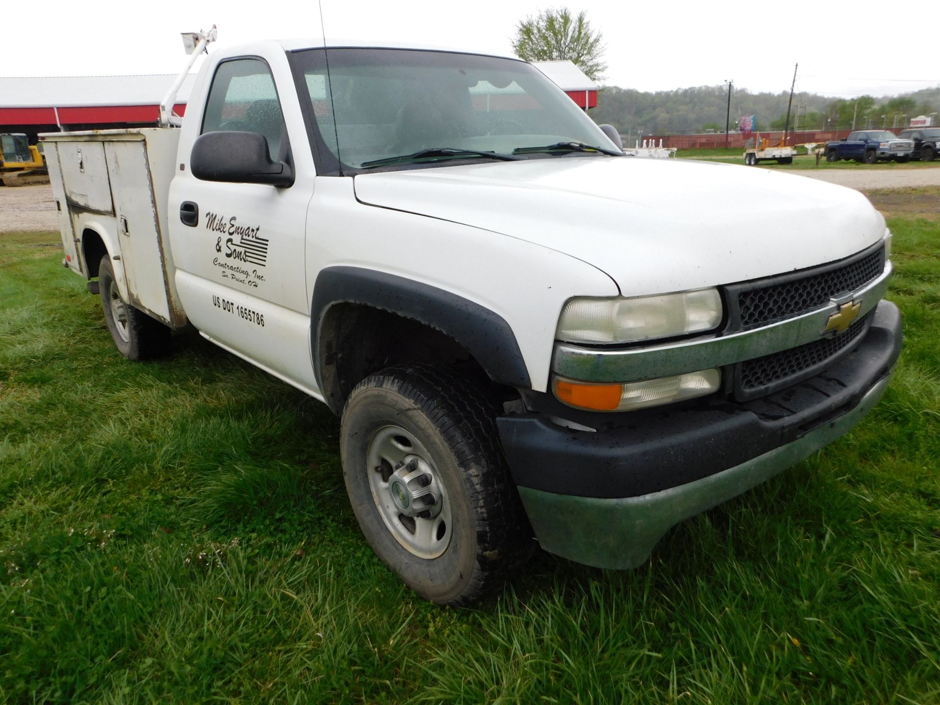 2002 Chevrolet 2500HD Service Truck, VIN 1GBHC24122E130607, Diesel, Automatic, AM/FM, AC, Regular - Image 3 of 23