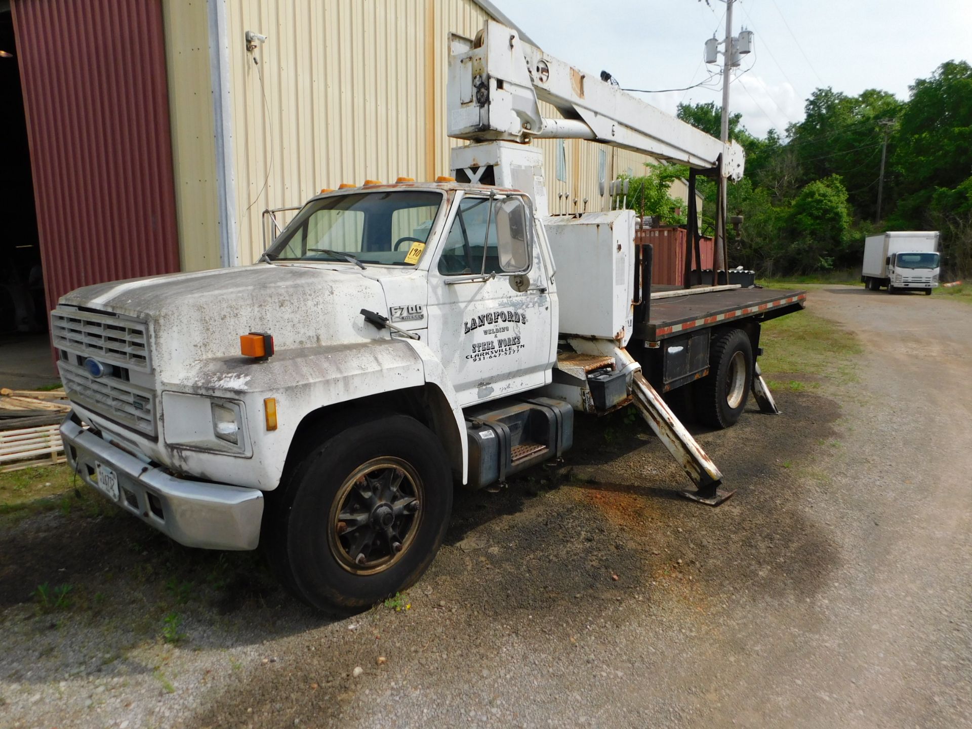 1990 Ford F700 Single Axle Crane Truck, Vin 1FDPK74A3MVA02558, Diesel, 10 Speed Manual Transmission,