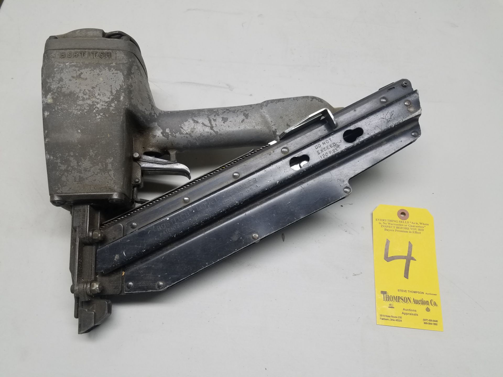 Bostitch N16 Pneumatic Nail Gun