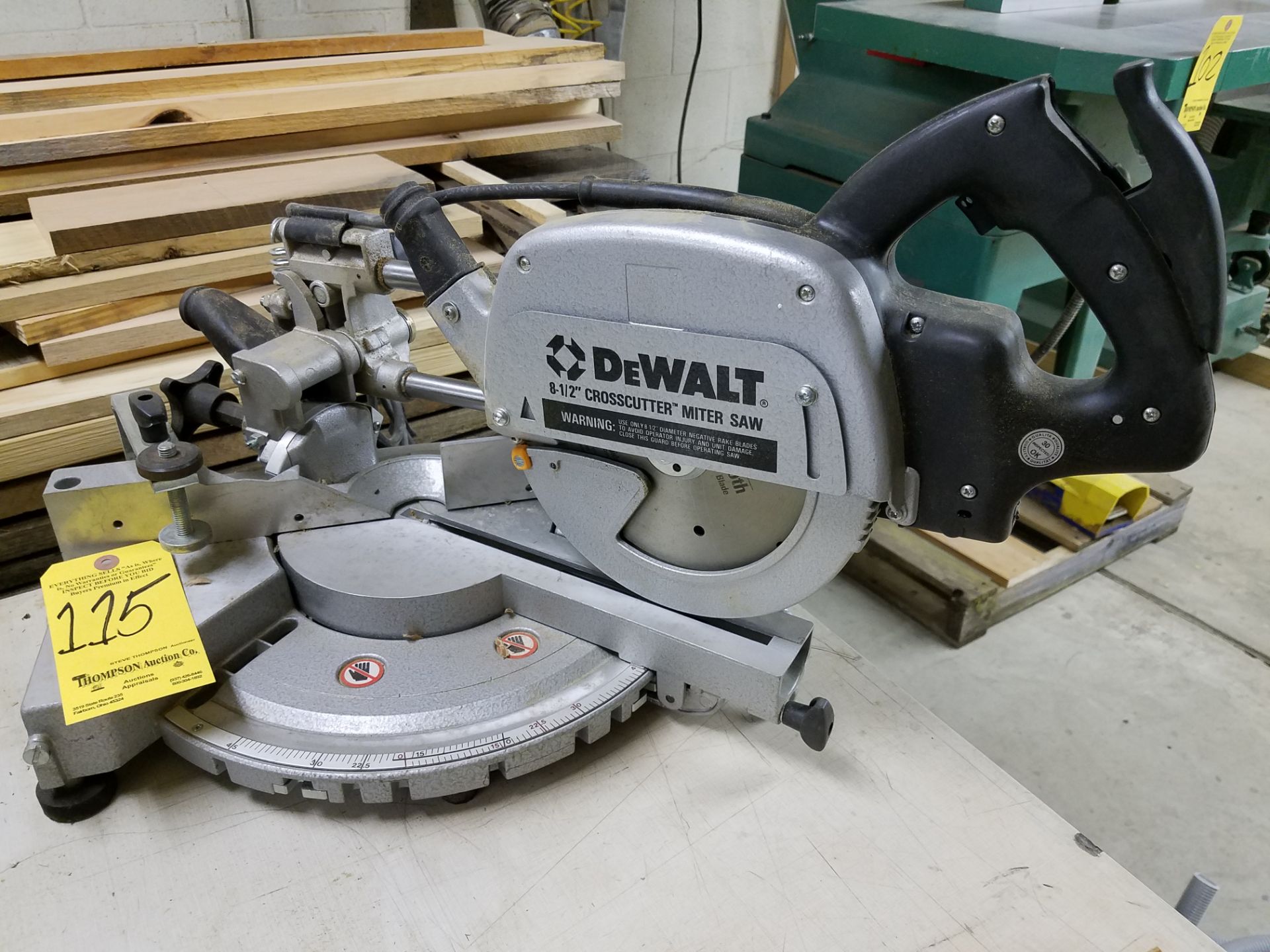 Dewalt 8 1/2" Crosscutter Mitre Saw