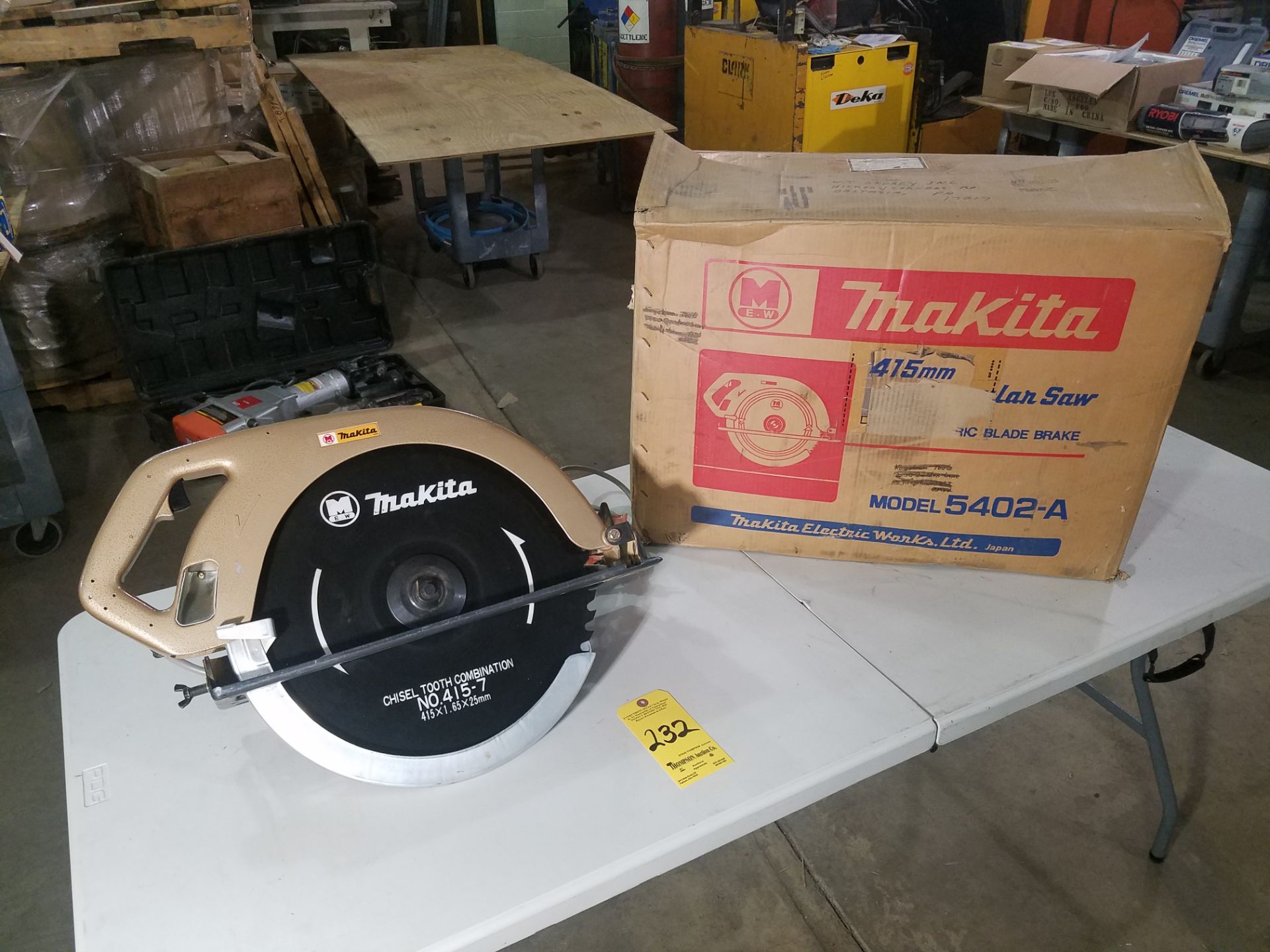 Makita 5402A Circular Saw, 16.3"