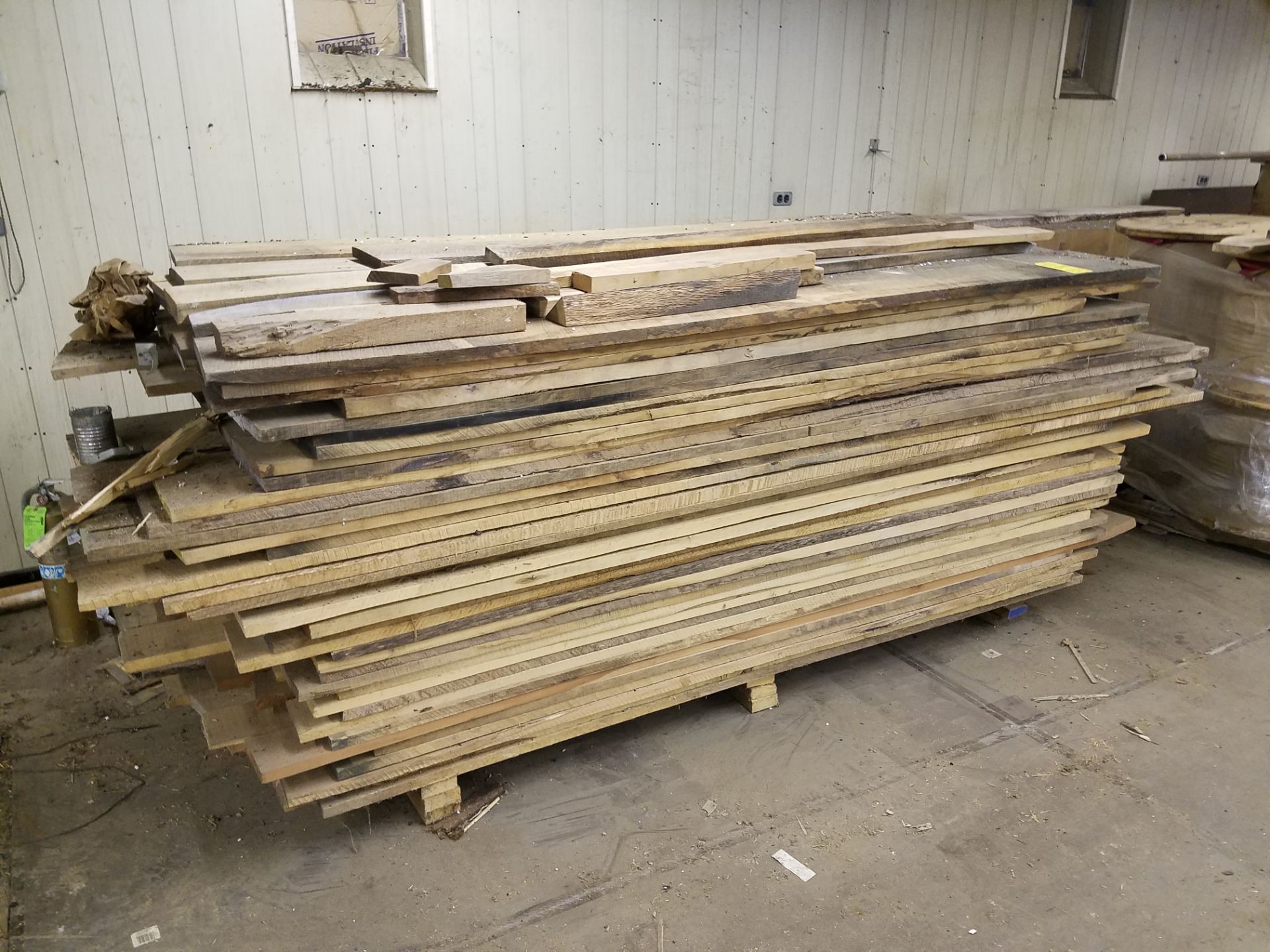 Lot, Hardwood, Primarily Oak, Each Lot May Contain Some Cherry, Walnut, or Poplar, (MAY CONTAIN),