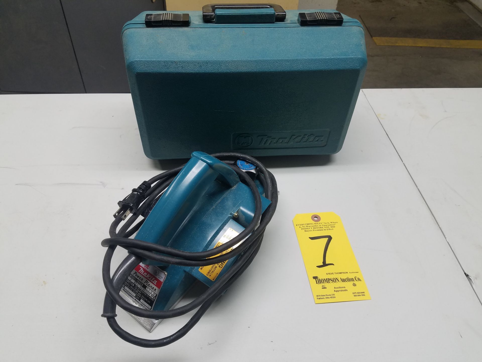 Makita 1900B Power Planer