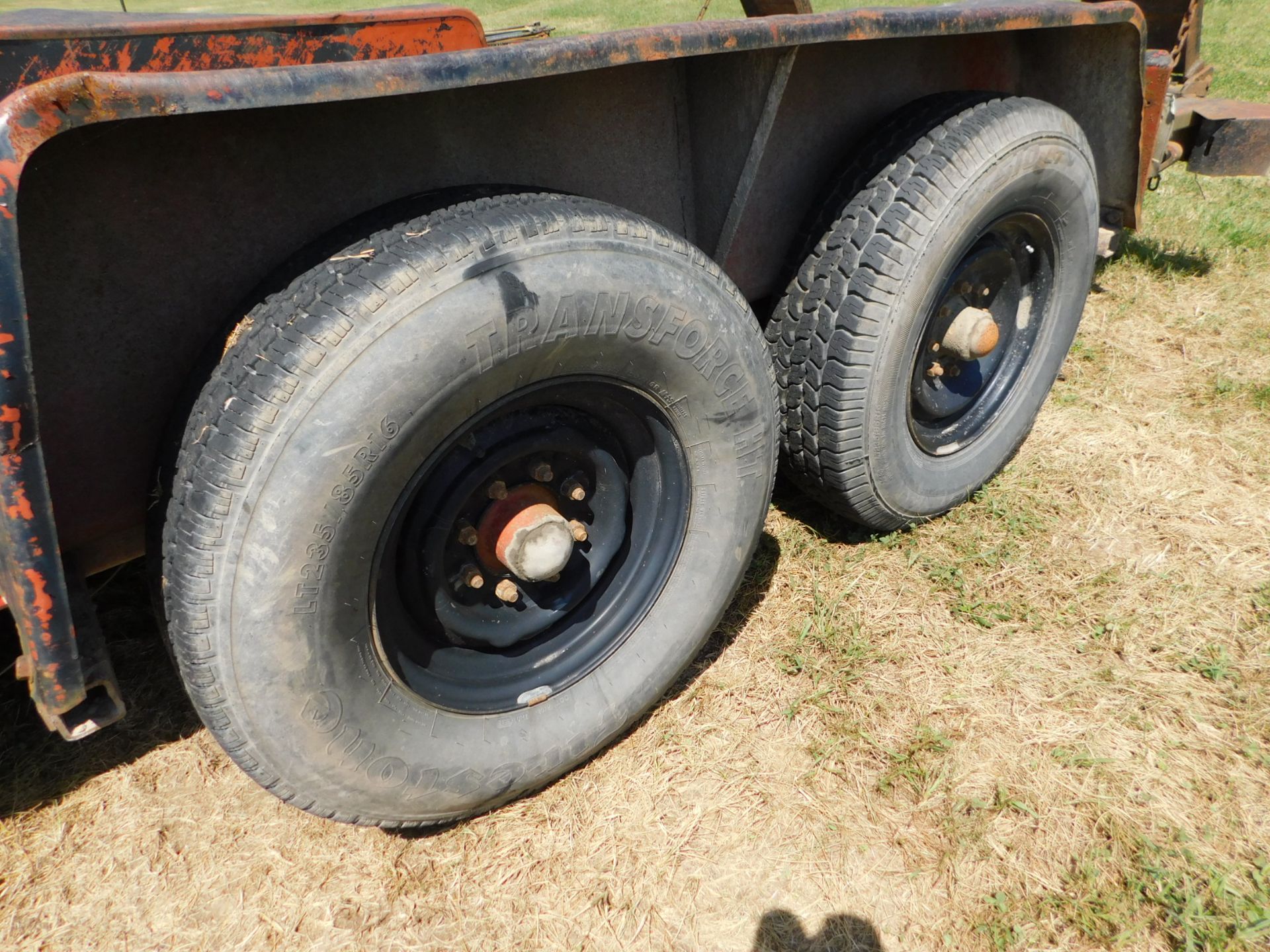 1995 Charles Machine Works Model T14A-1 Tandem Axle Tilt Bed Trailer, VIN 1DS0000D8S17M1301, 16' - Image 4 of 16