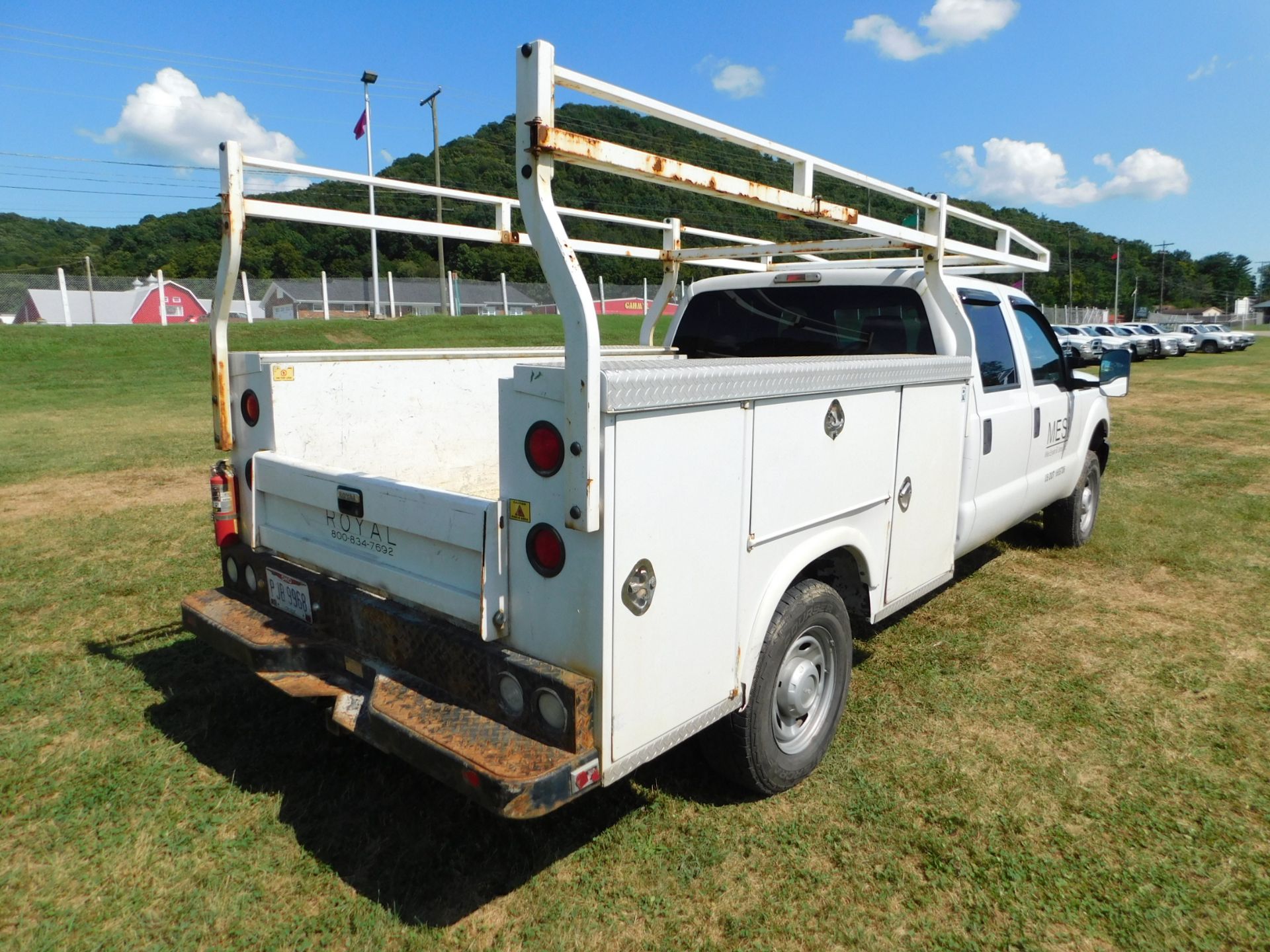 2013 Ford F250 Super Duty Service Truck, Crew Cab, Royal 8' Utility Bed, 4 WD, 153,573 Miles, AC, - Image 5 of 47