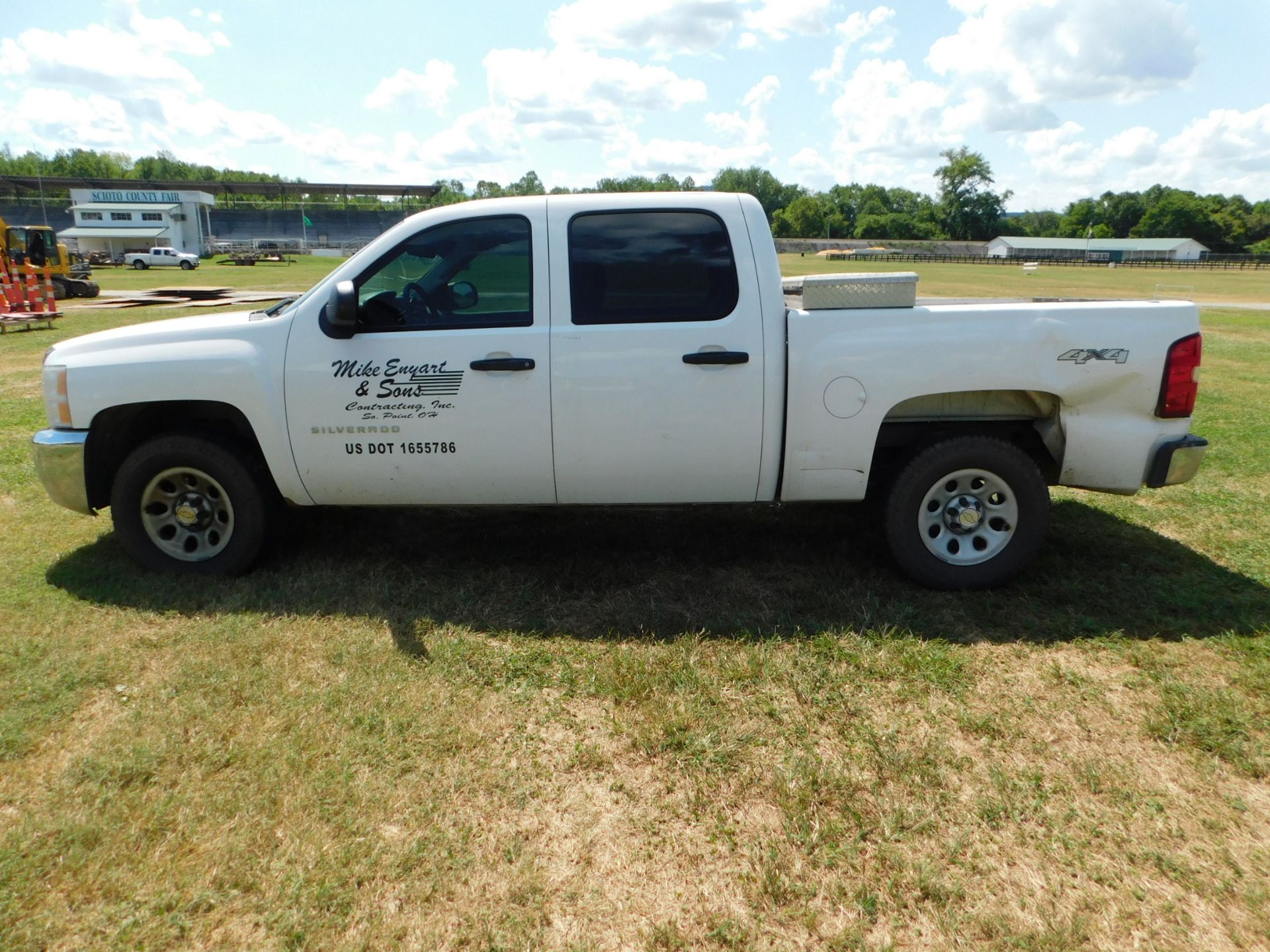 2011 Chevy 2500 Silverado Pickup, Crew Cab, 6' Bed, Automatic, AM/FM, 4WD, AC, PL, Aluminum Tool - Image 8 of 50